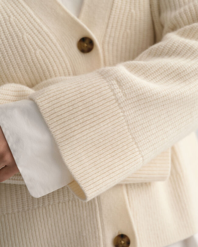 Cardigan en laine côtelée