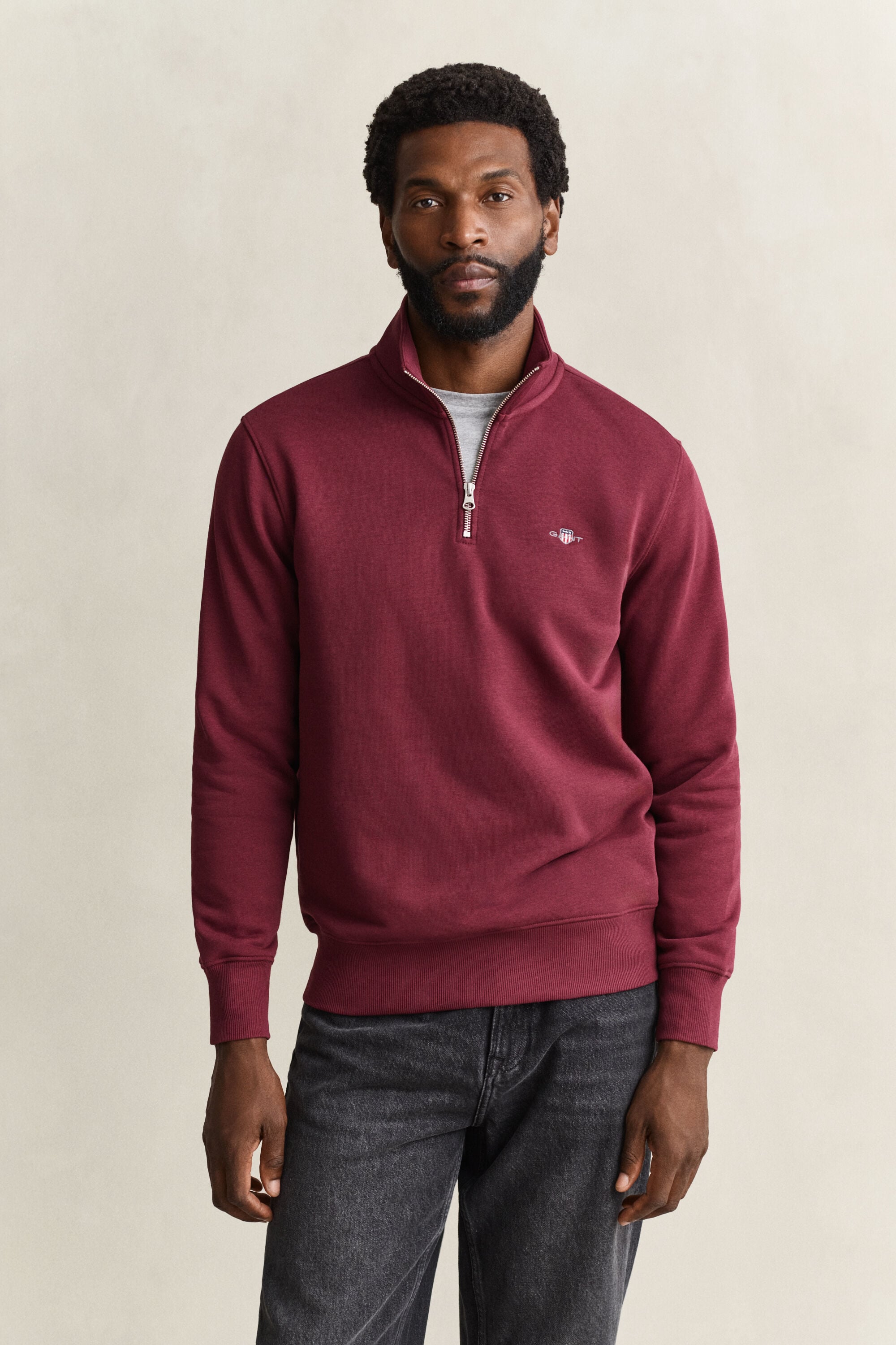 Shield sweatshirt met korte rits