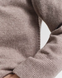 Pull col rond en laine et cachemire doux