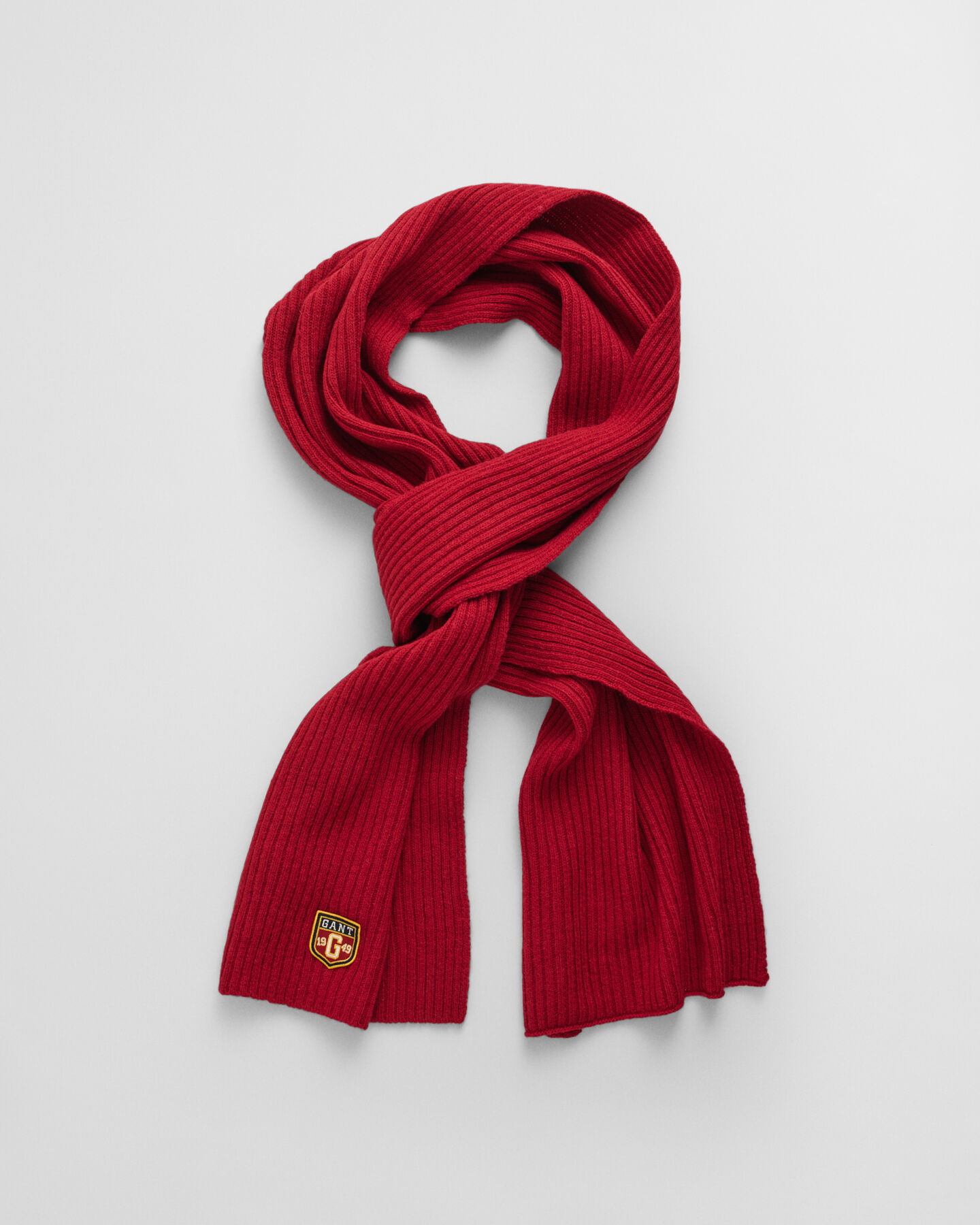 Cadeauset met wollen beanie en sjaal met badge