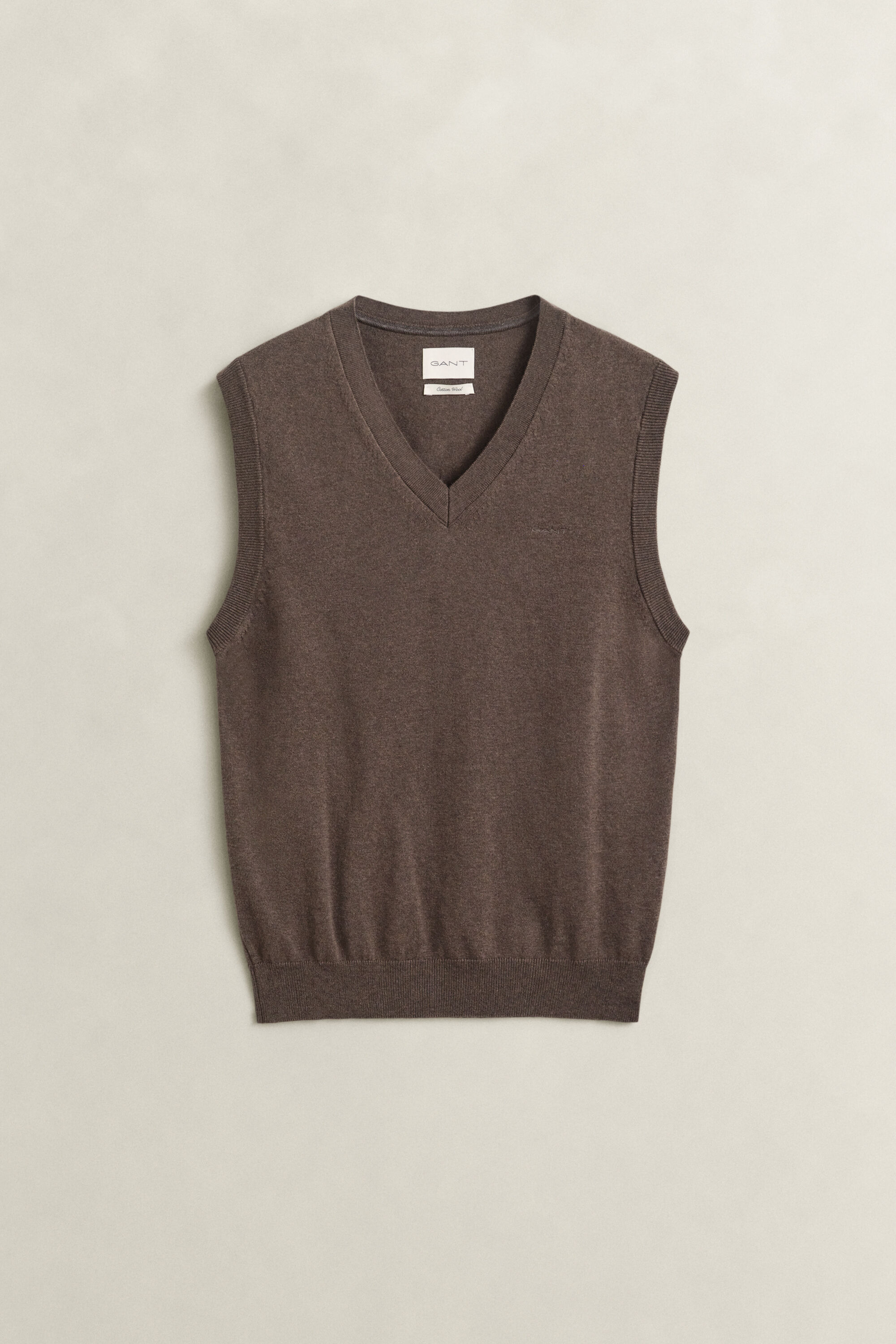 Pull col V sans manches en laine et coton
