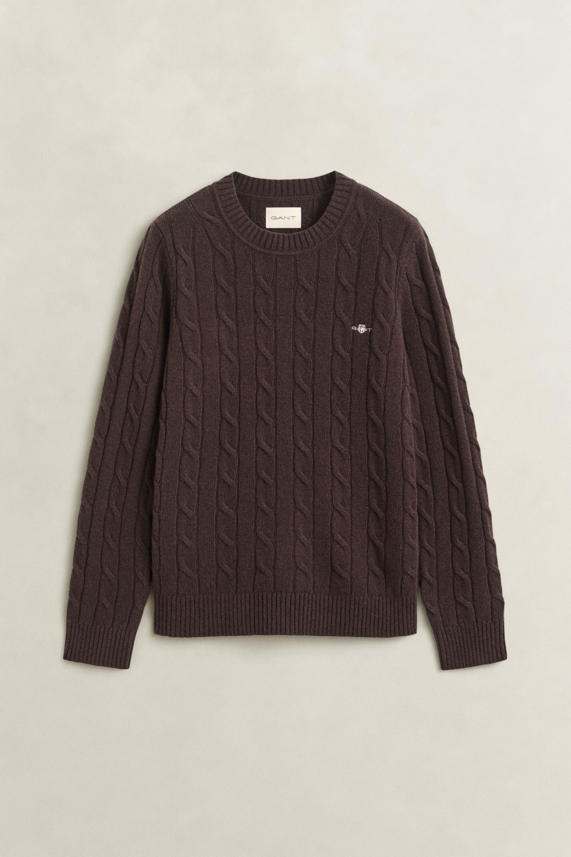Pull en laine d’agneau à maille torsadée