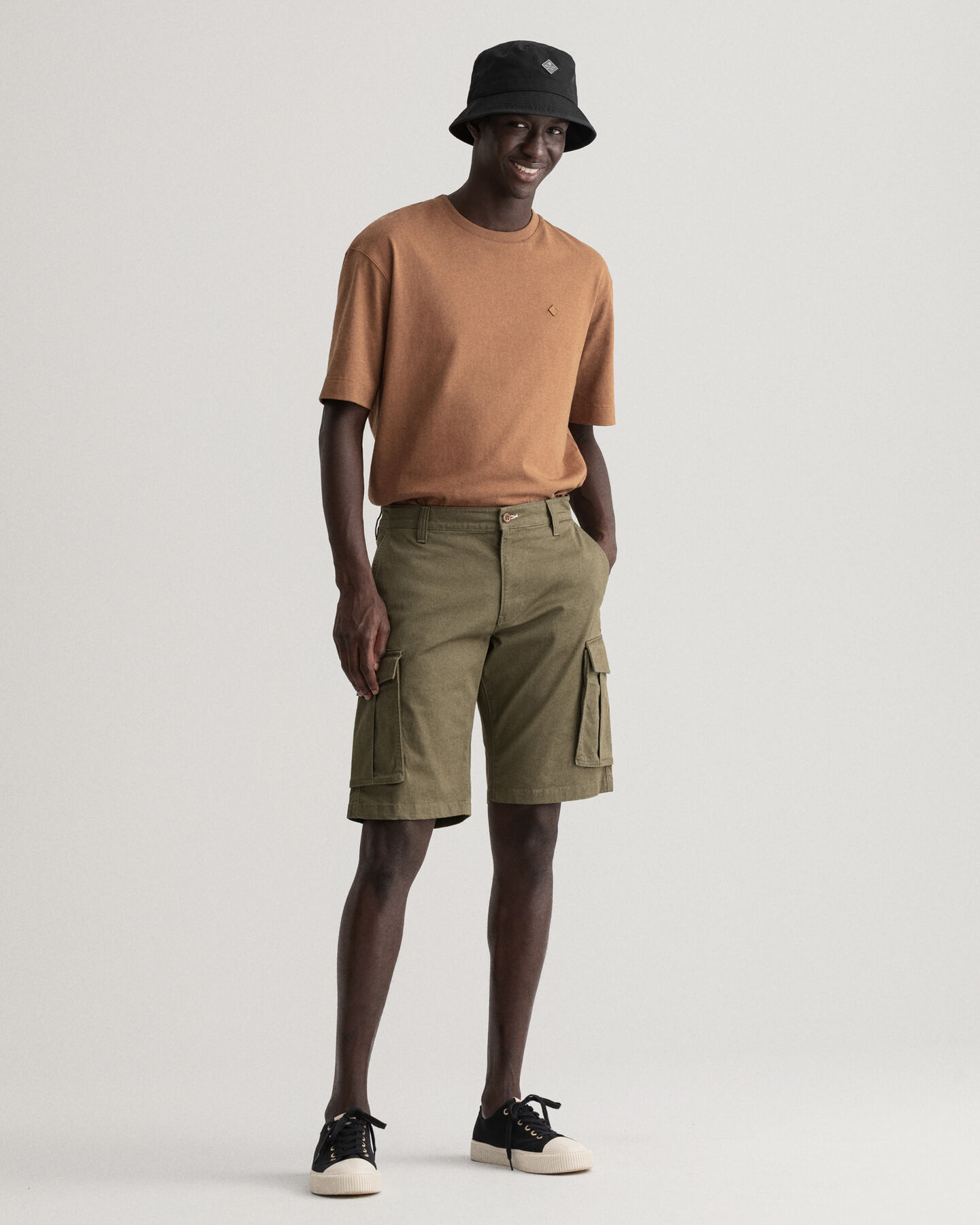 Relaxed Fit cargoshort van keperstof