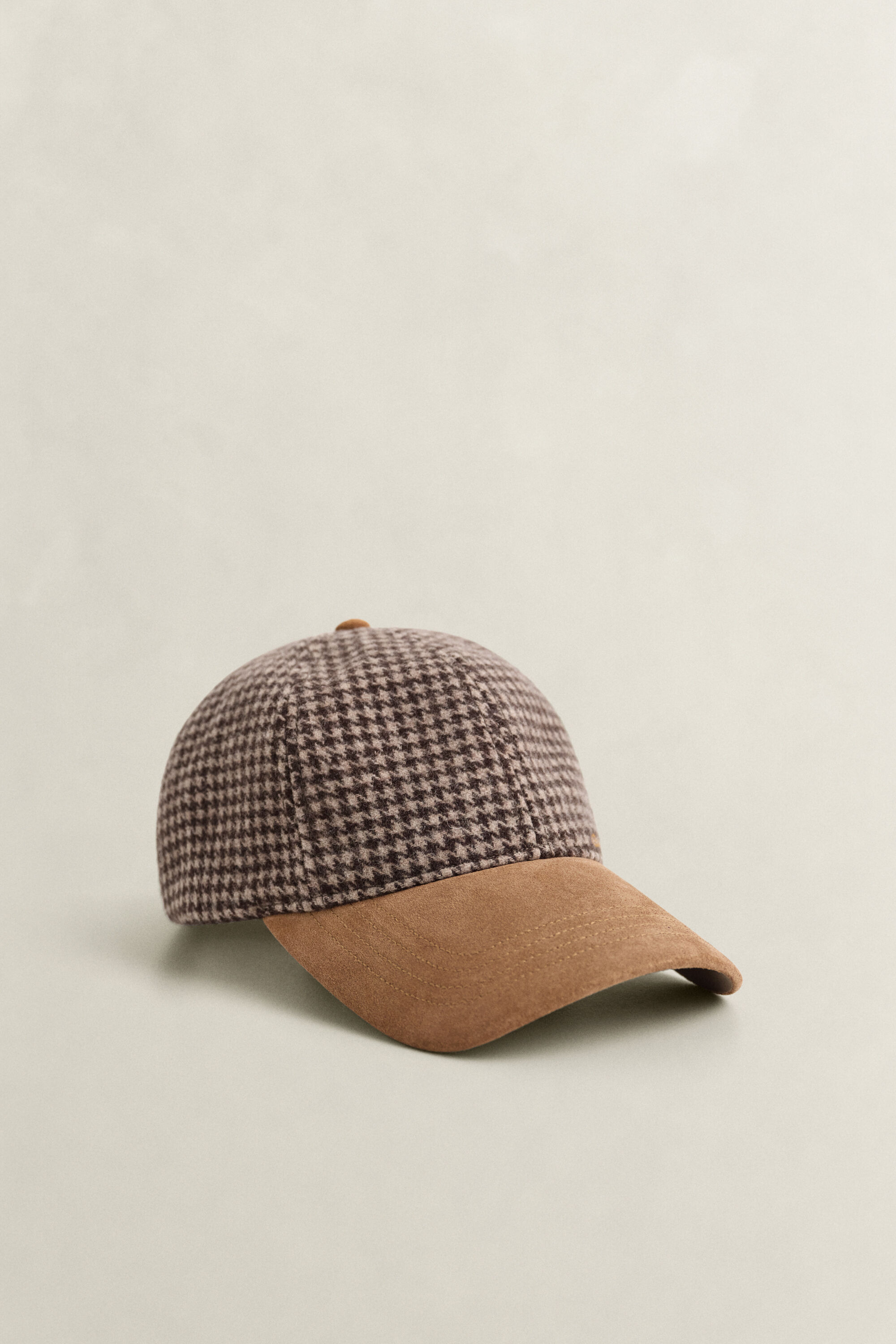 Casquette en laine à carreaux
