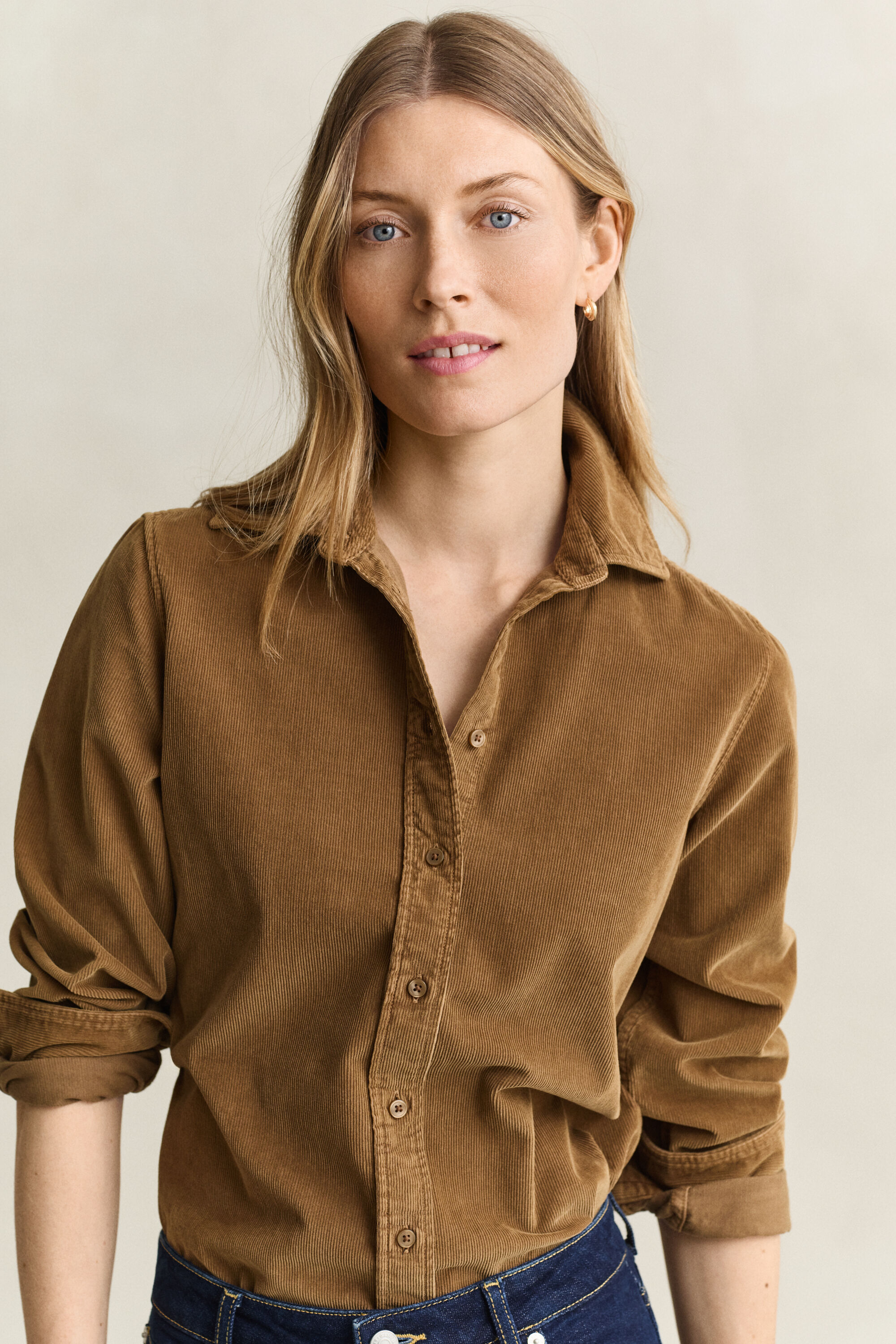 Chemise regular en velours côtelé