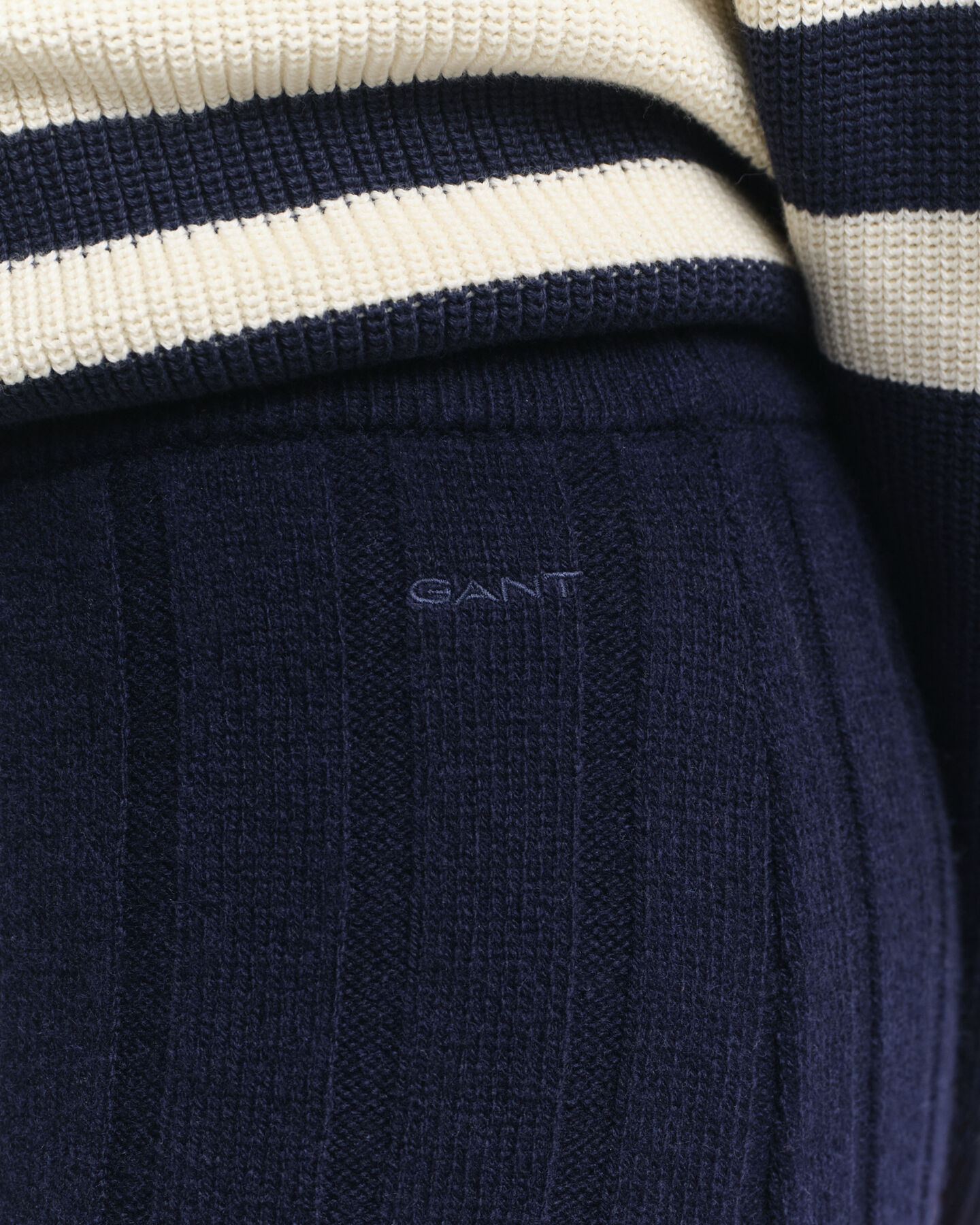 Wollen rok met brede rib