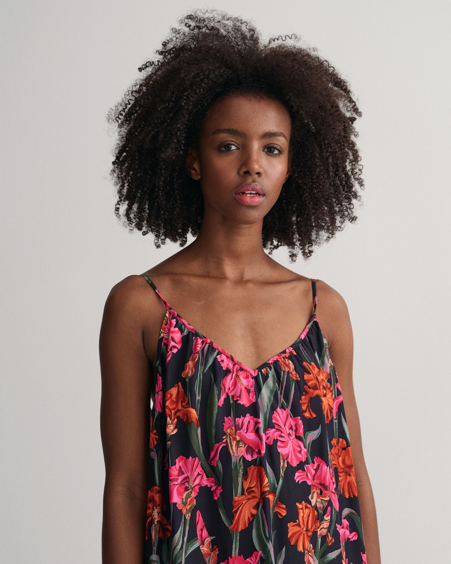 Robe longue à fines bretelles et imprimé