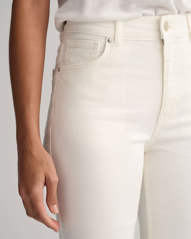 Witte iets kortere Slim Fit jeans