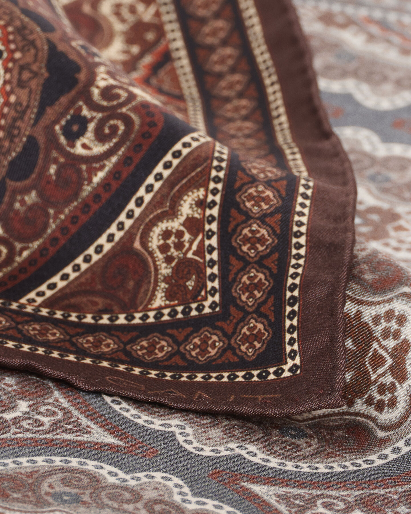 Pochette à motif cachemire