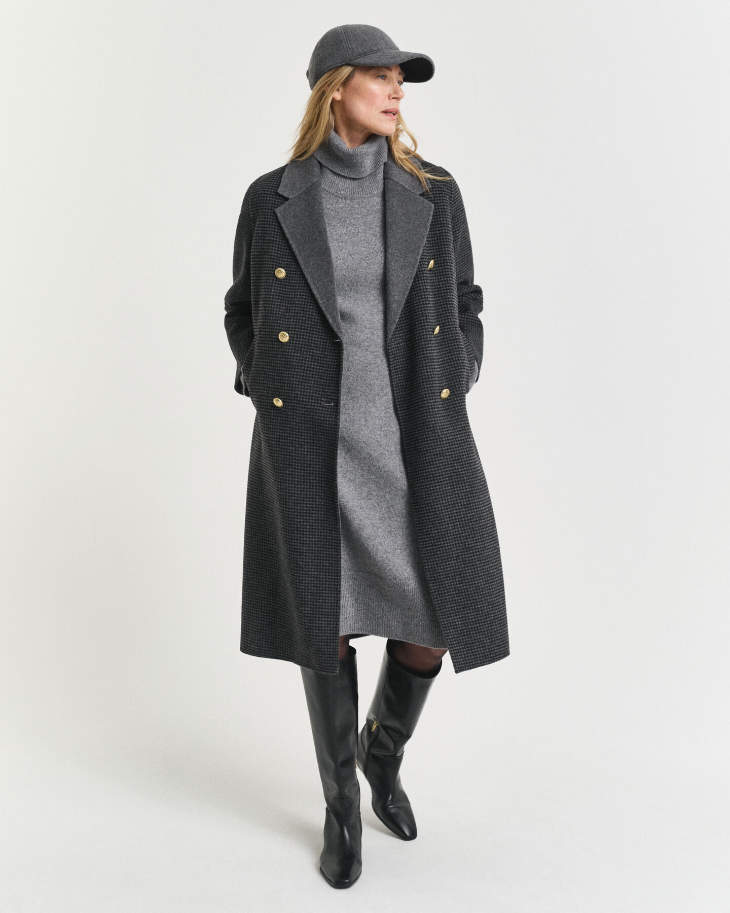 Robe col roulé avec finitions en maille