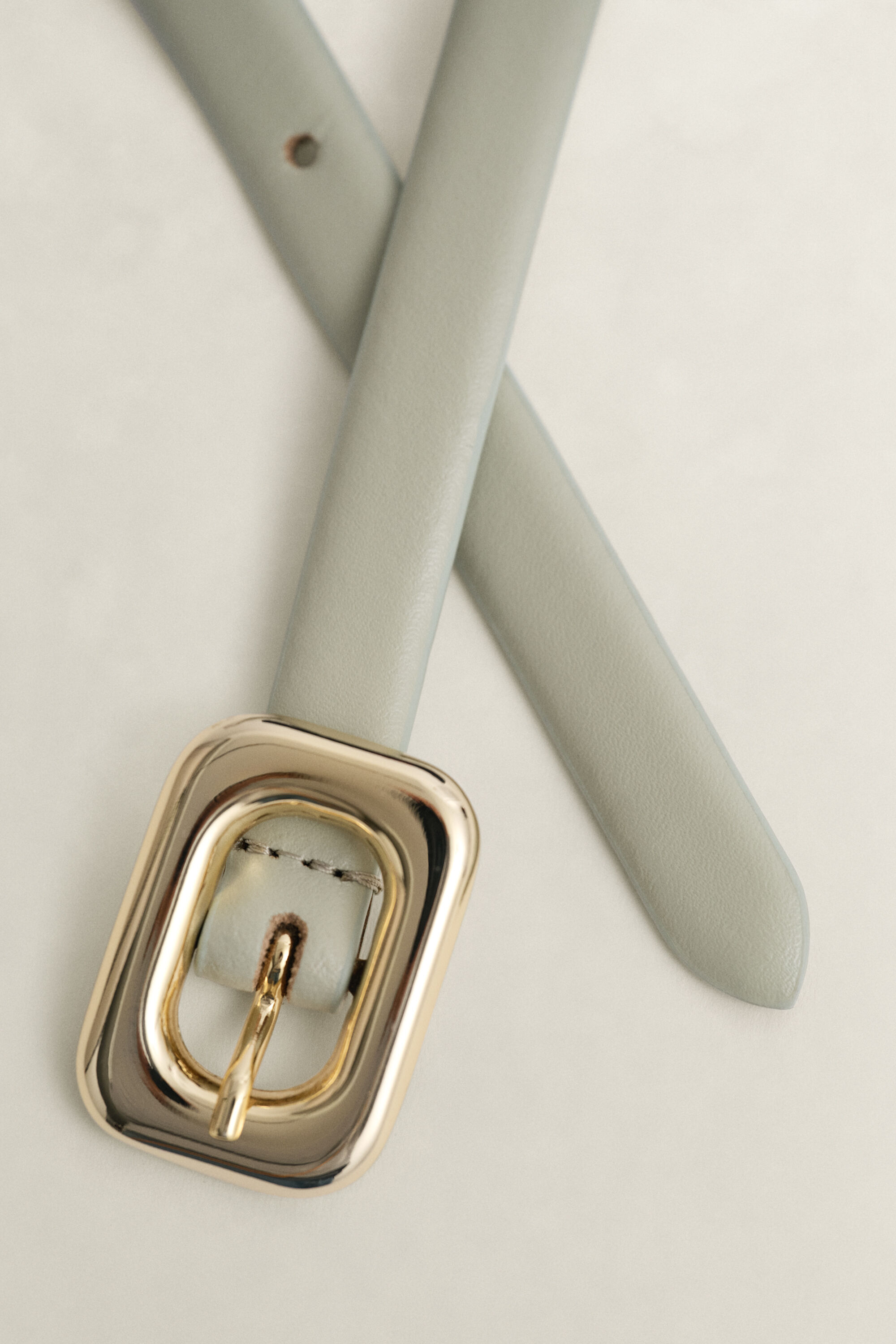 Leren riem met ronde gesp