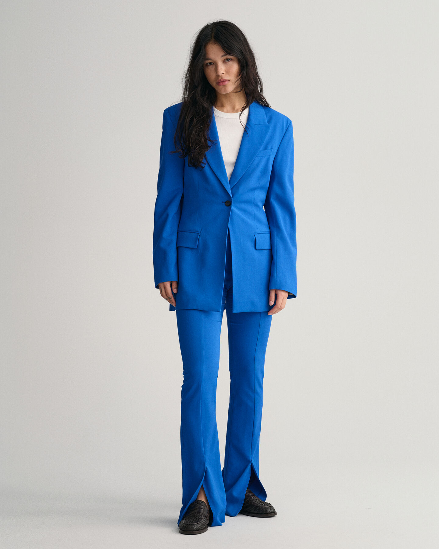 Veste blazer ajustée à épaules larges