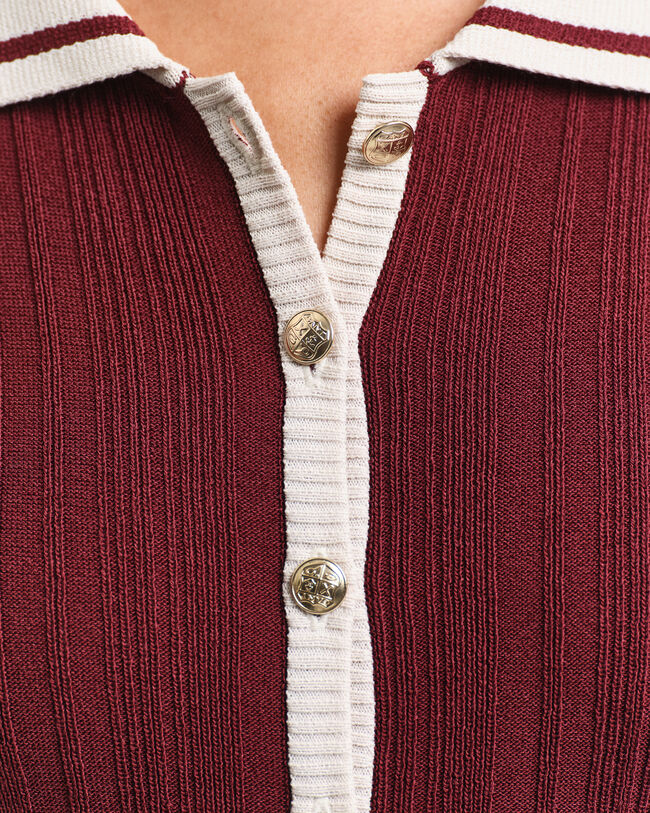 Ribgebreide jurk met contrast