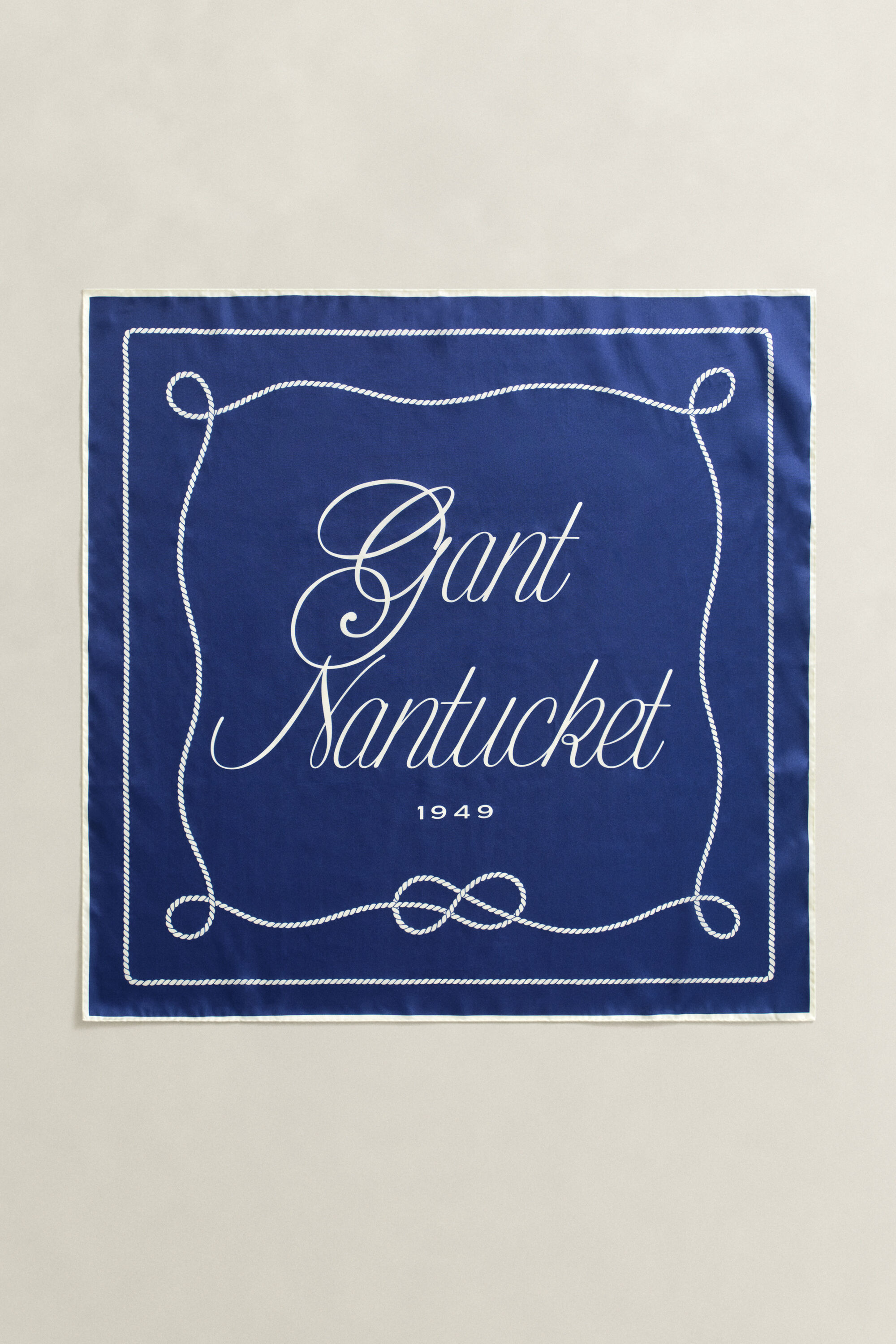 Foulard en soie à motif corde