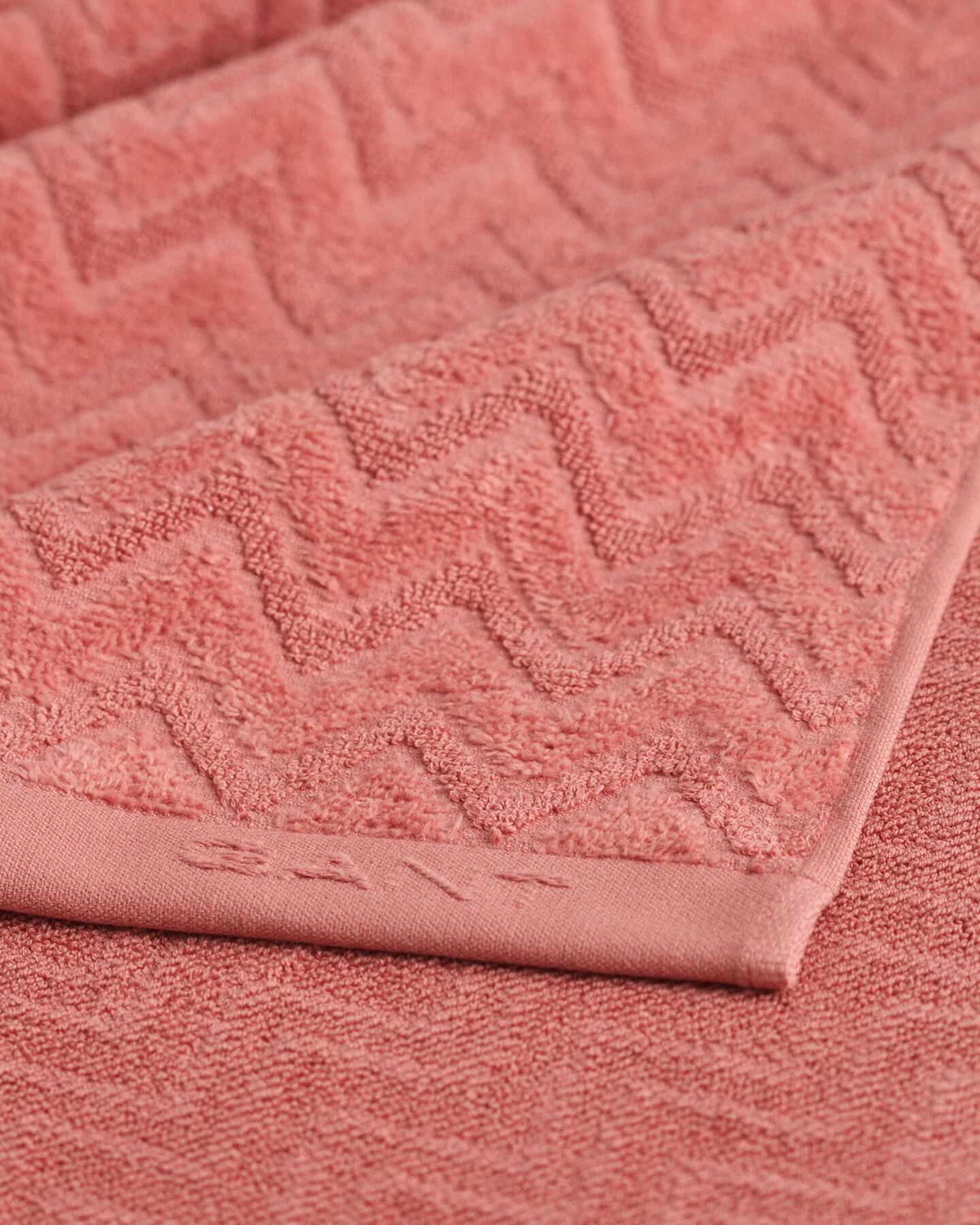 Serviette à chevrons en jacquard 70 x 140