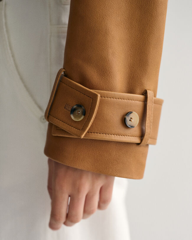 Trench-coat court en cuir