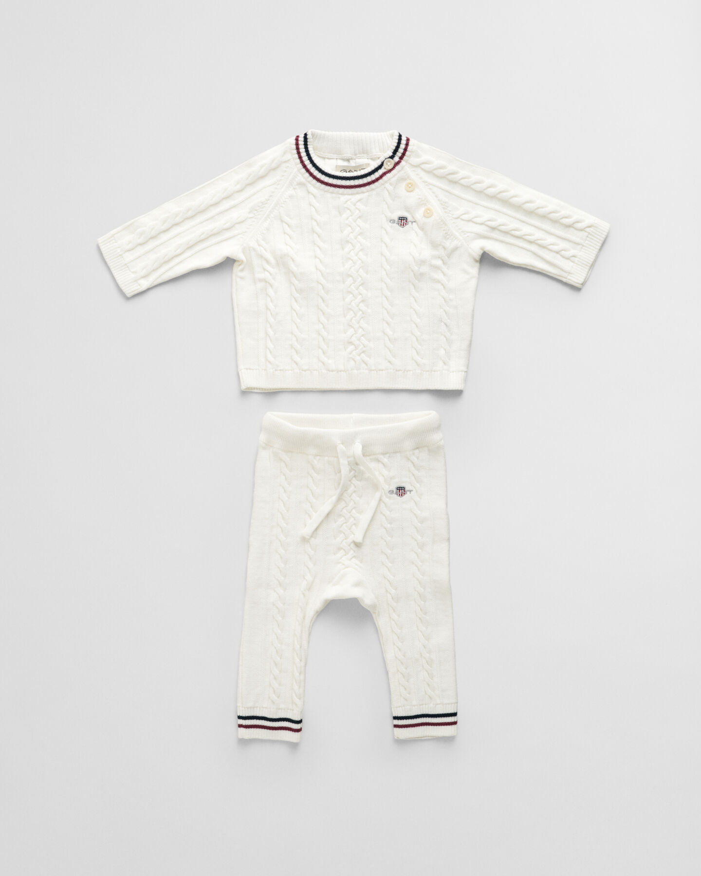 Baby cadeauset met gestreepte, gebreide kabeltrui en broek