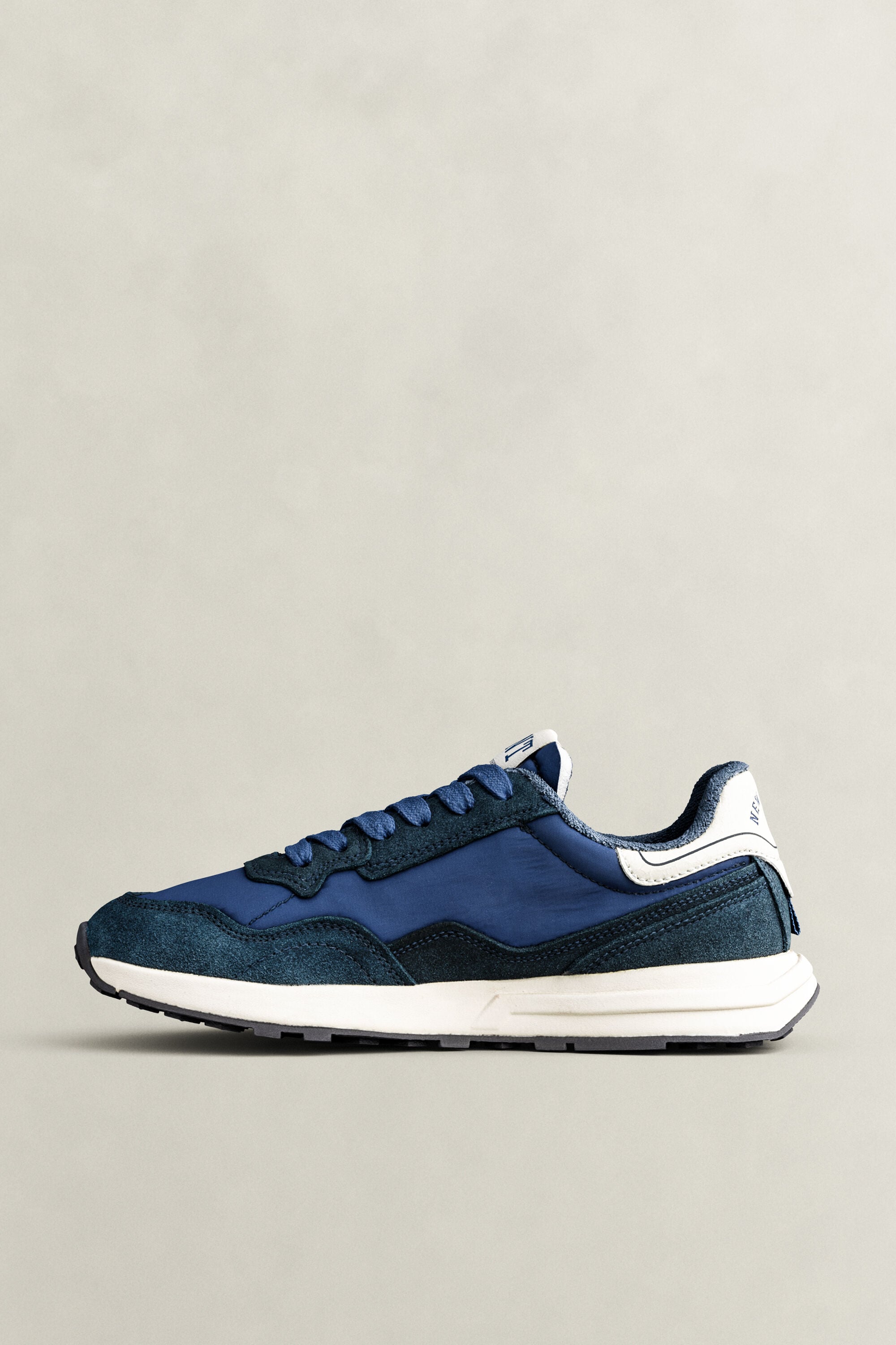 Youtron suède sneakers