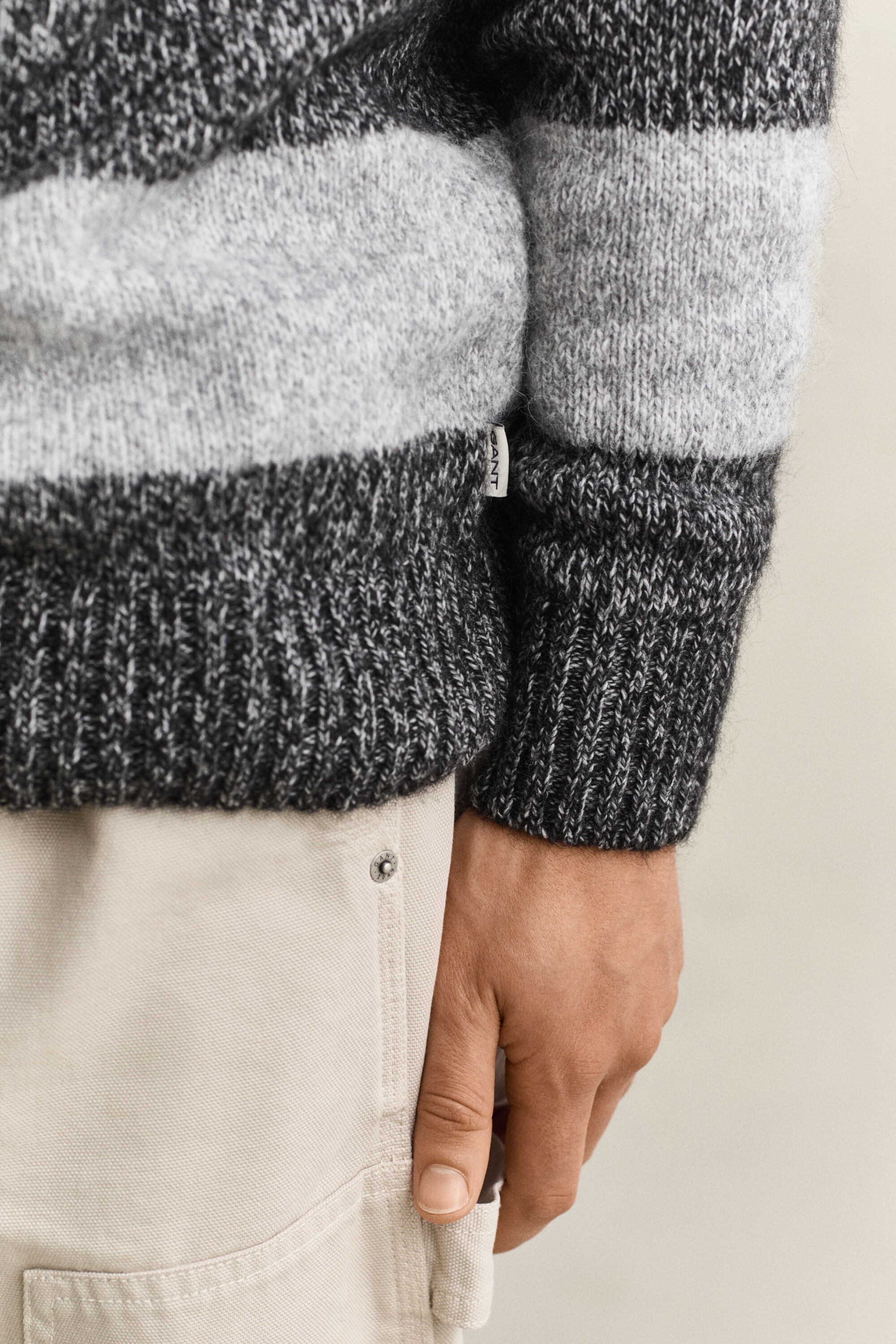 Pull façon polo en laine d’alpaga mélangée à rayures