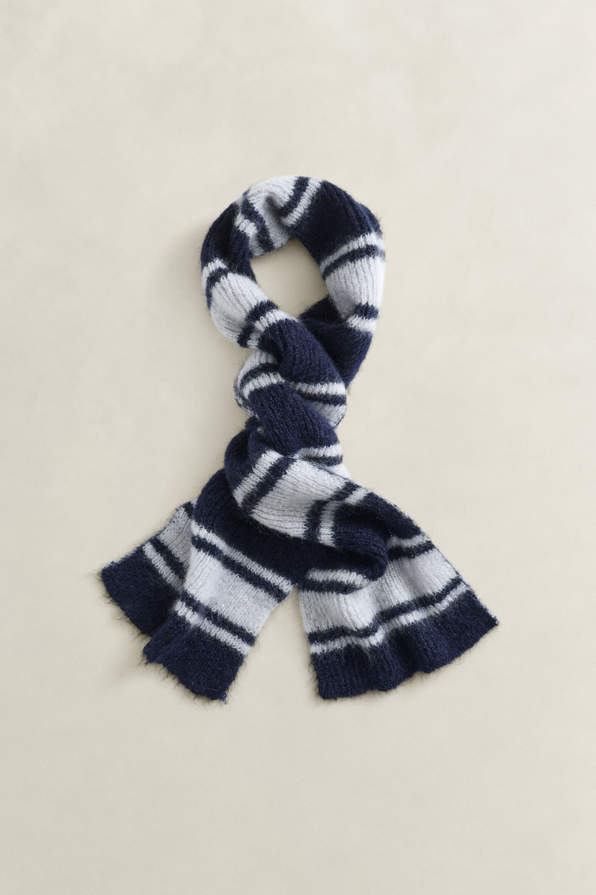 Gestreepte mohair sjaal