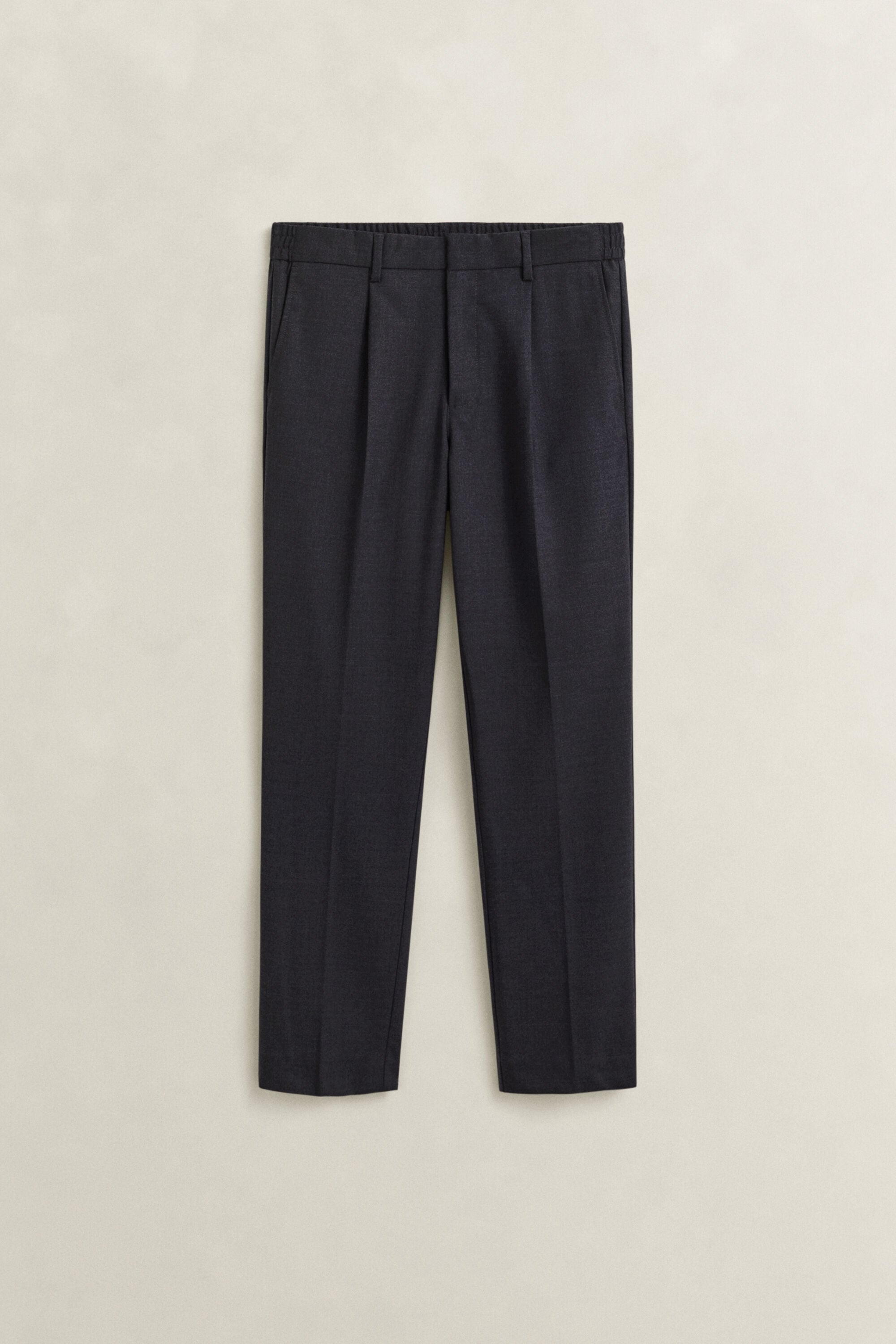 Wollen broek met taps toelopende pijpen