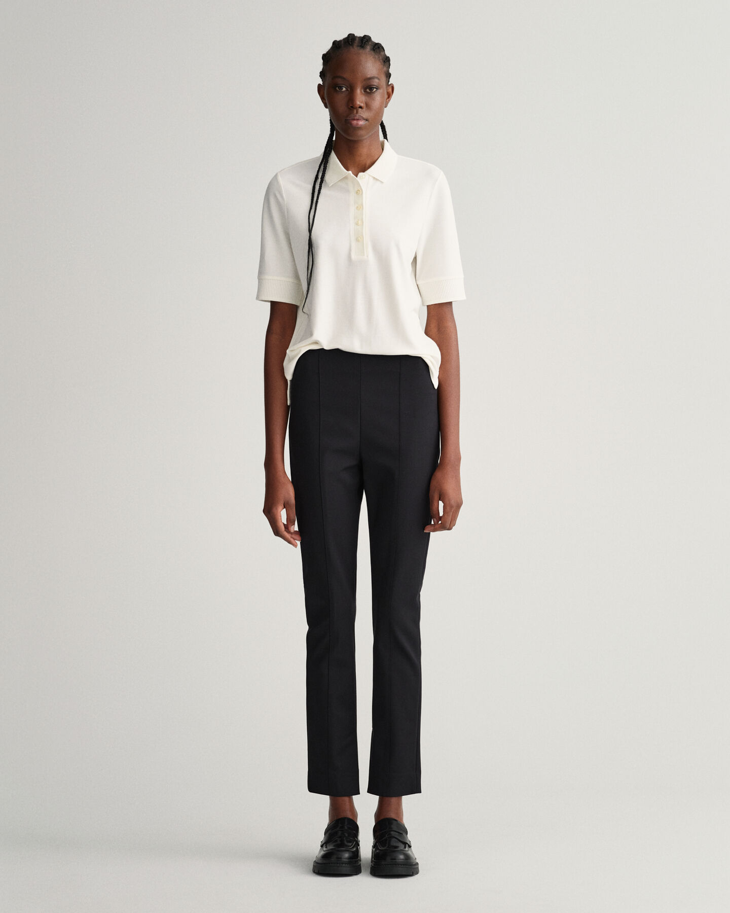 Pantalon habill&eacute; &agrave; nervures