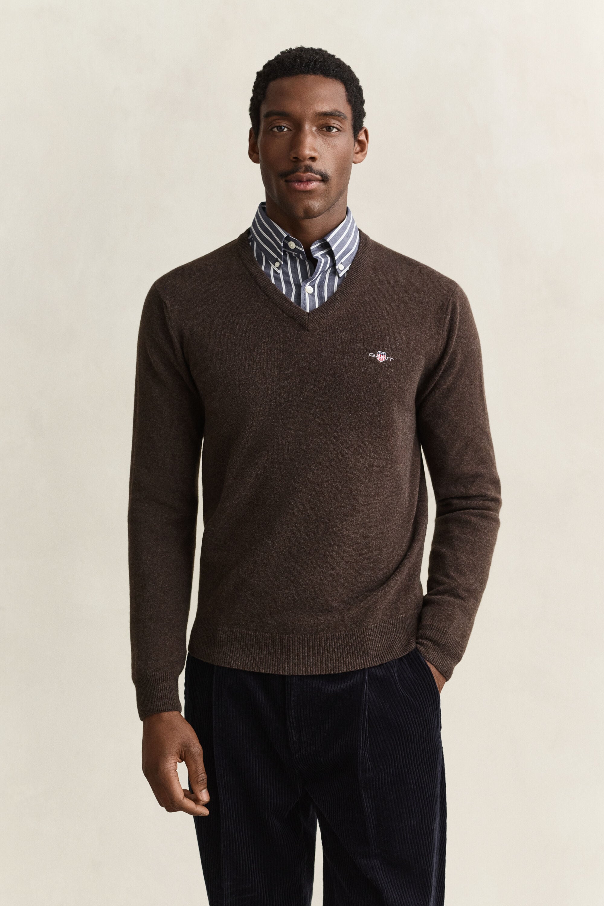 Pull col V en laine d’agneau