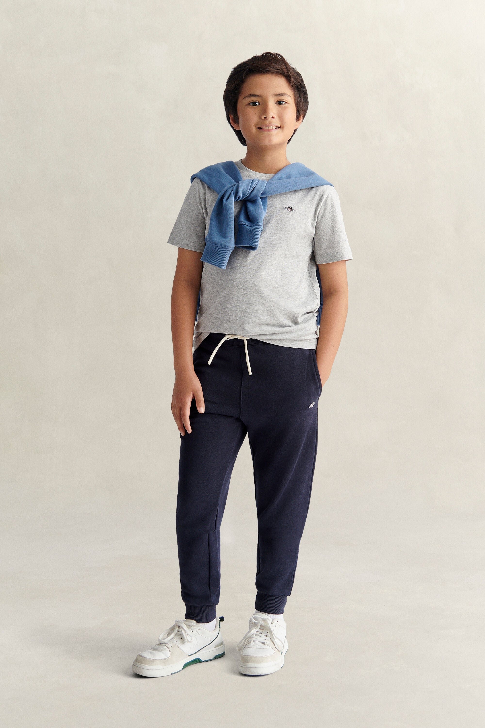 Pantalon de jogging avec écusson Ado Garçon