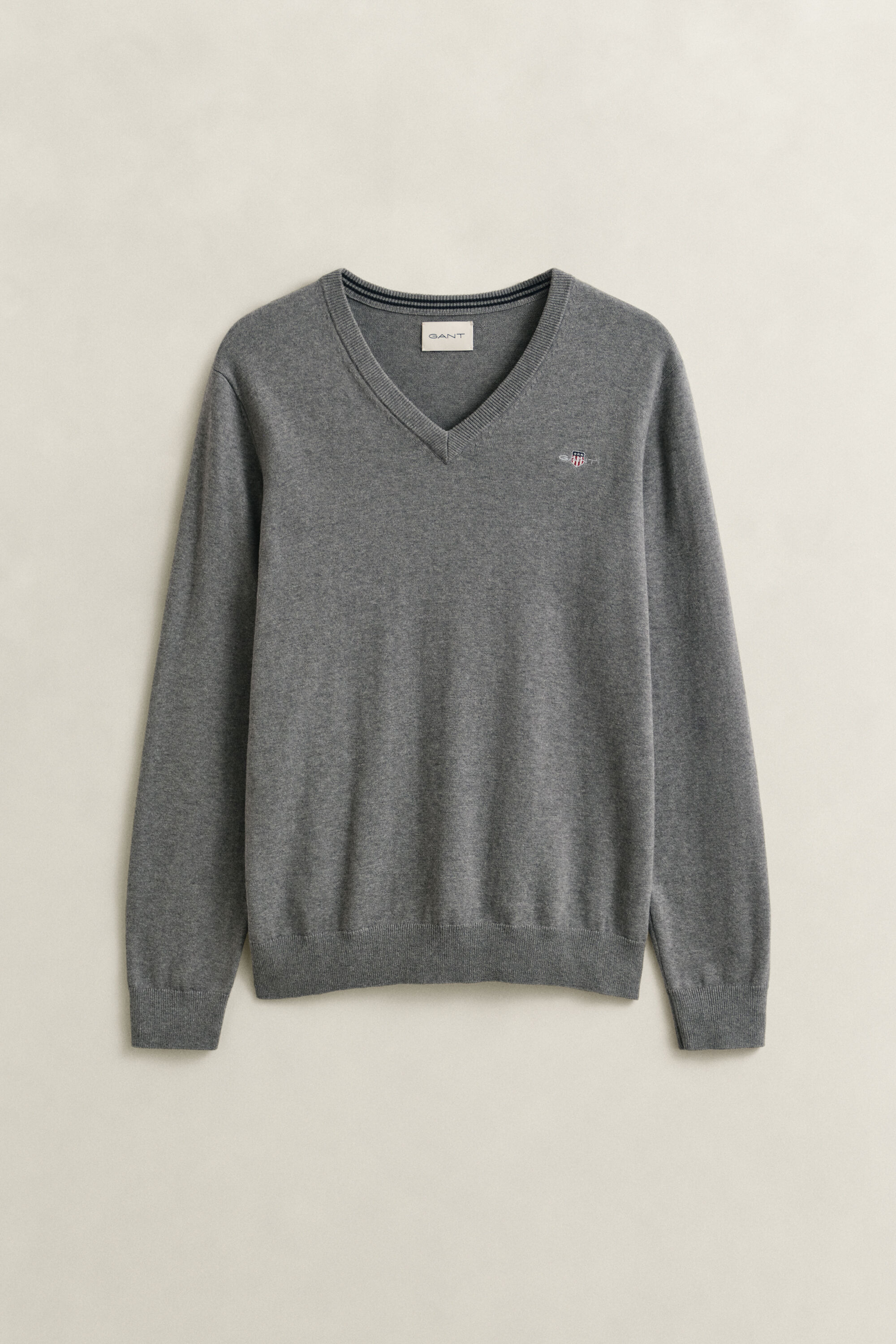 Pull col V en coton classique