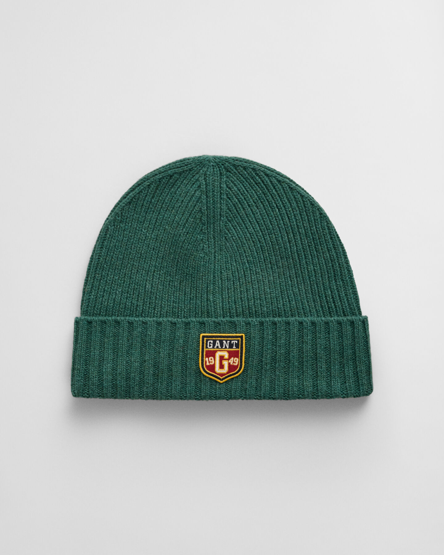 Wollen beanie met badge