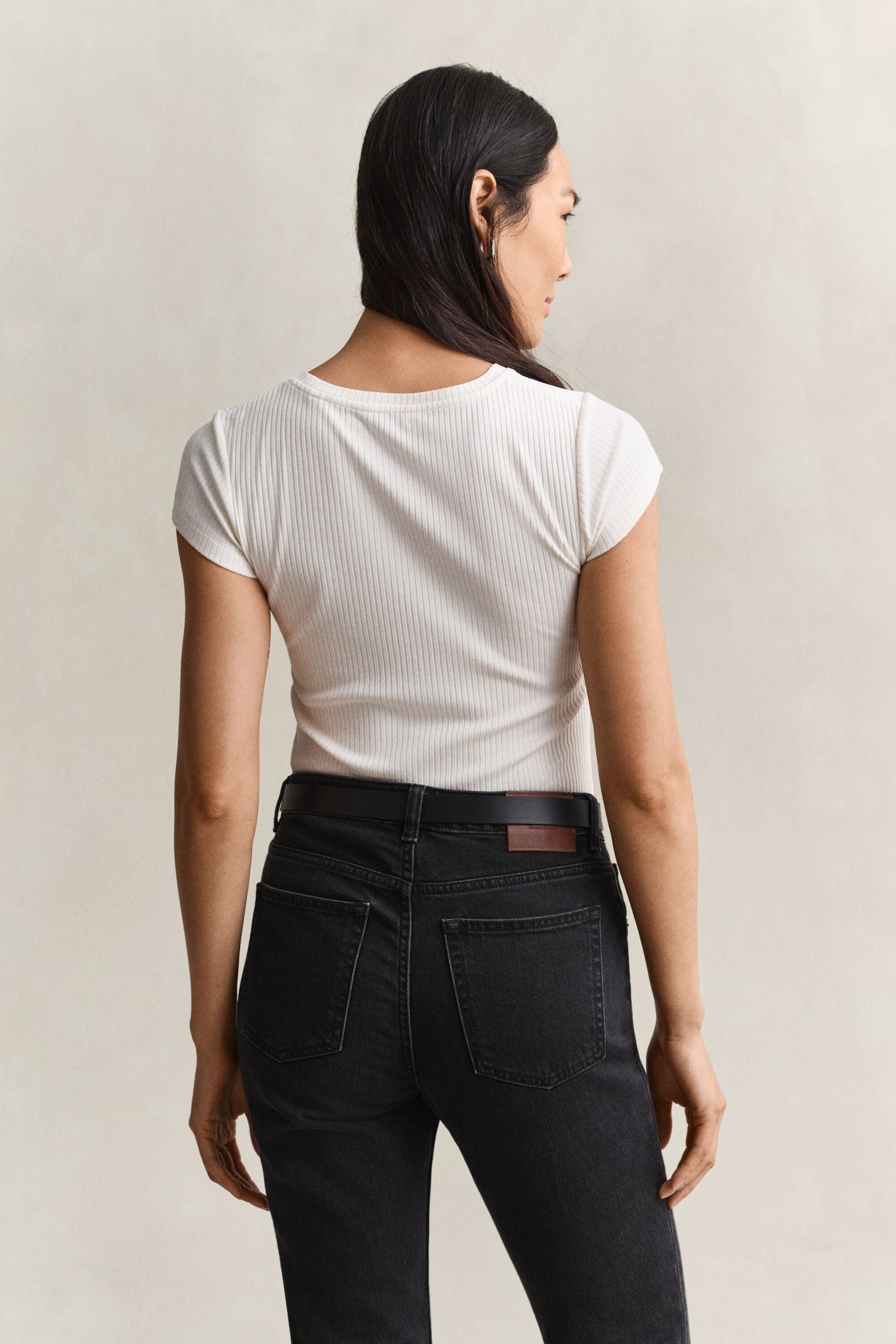 Nauwsluitend ribshirt