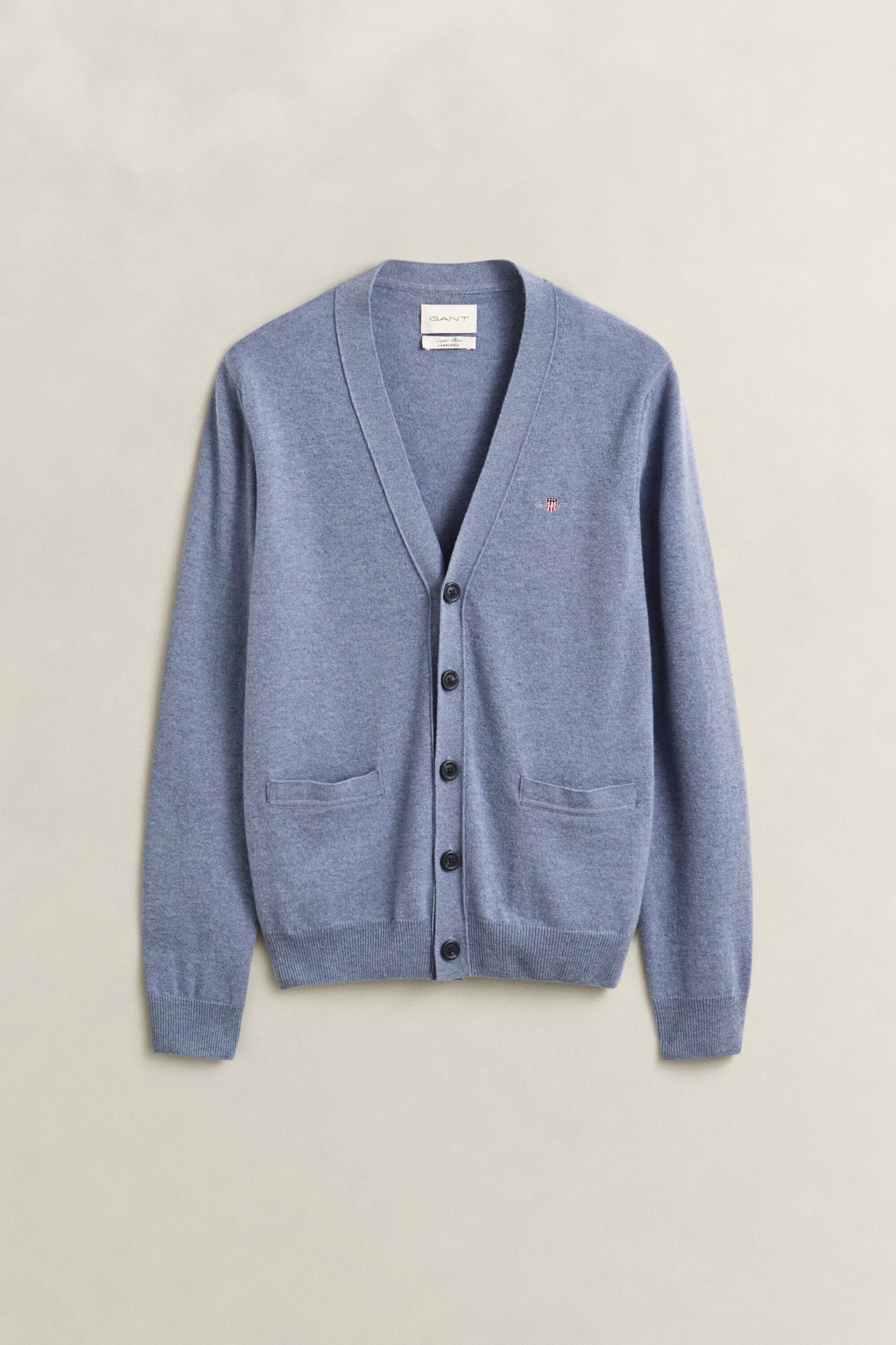 Cardigan col V en laine d’agneau