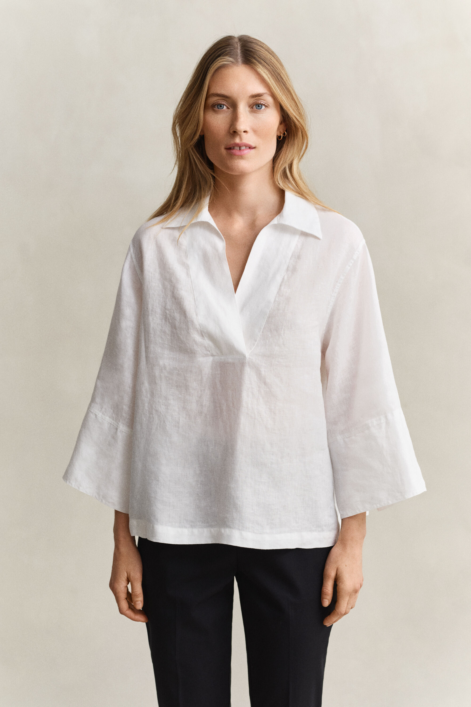 Chemise à encolure ouverte en lin