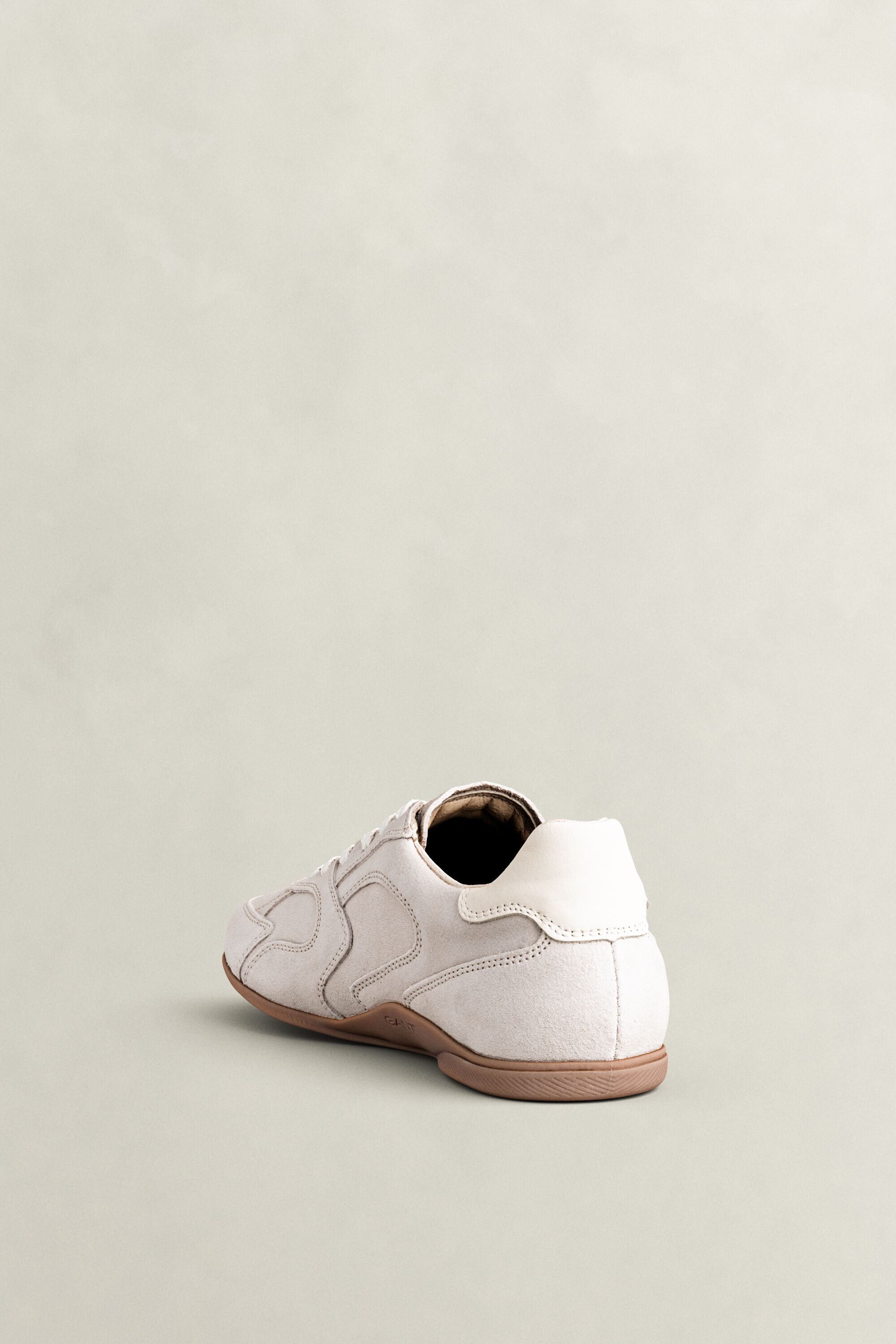 Baskets en daim Sherly