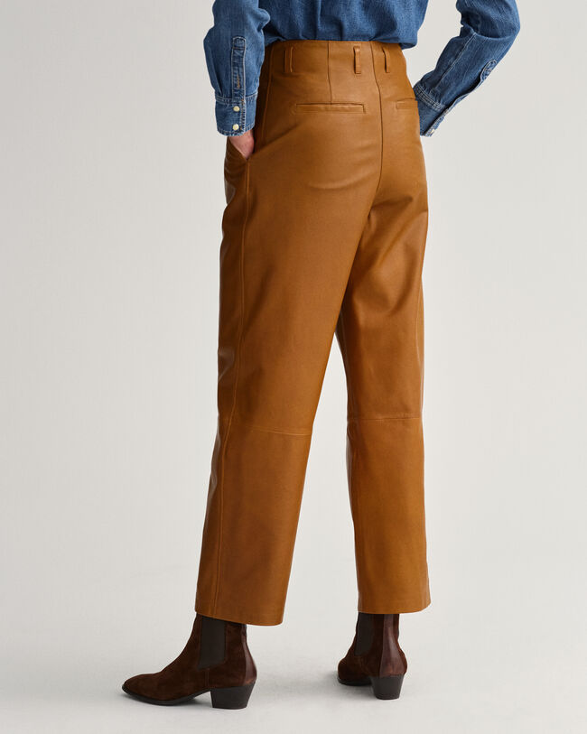 Pantalon en cuir plissé