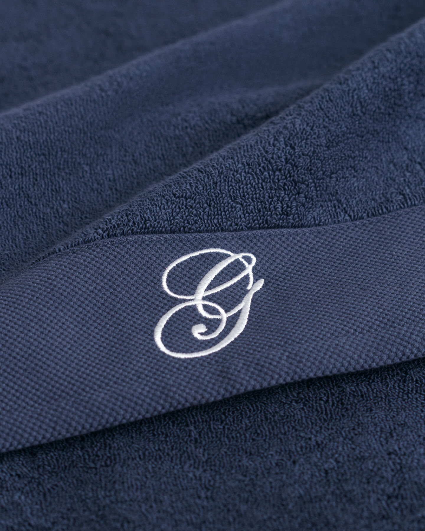 Geborduurde handdoek 50 x 100 cm