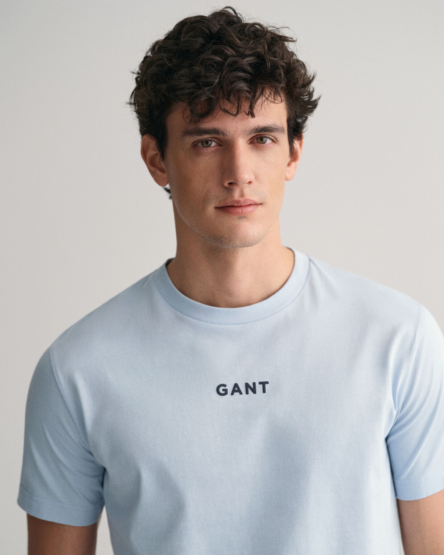 Contrast T-shirt met klein GANT-logo