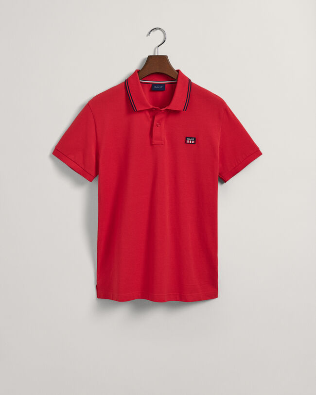 Piqué poloshirt met contrasterende kraag met streepjes