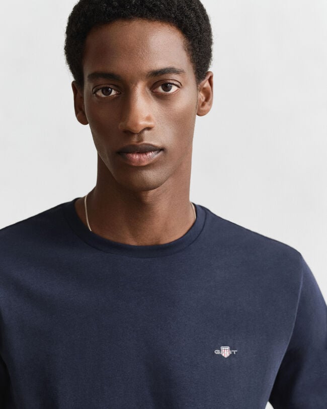 T-shirt coupe regular Shield