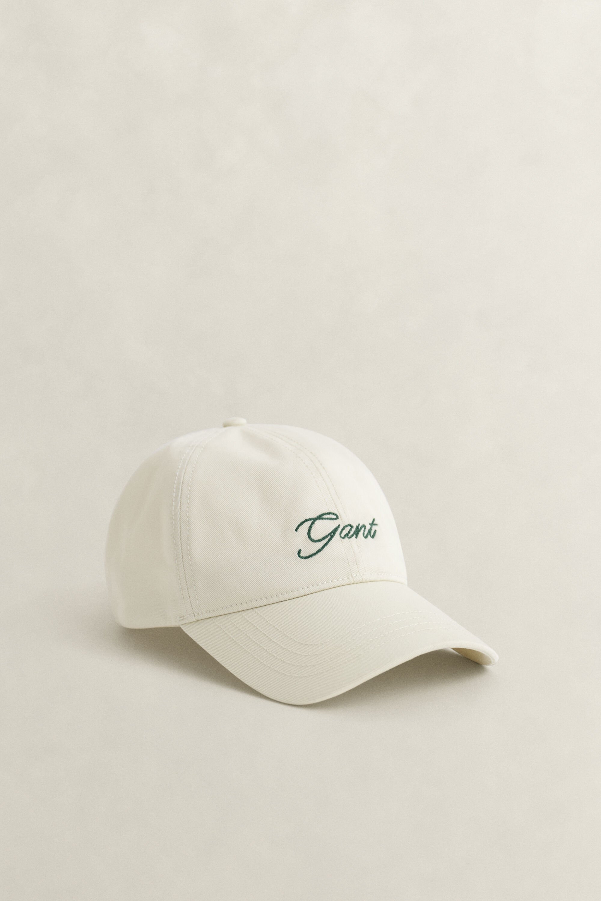 Casquette en sergé de coton à broderie graphique
