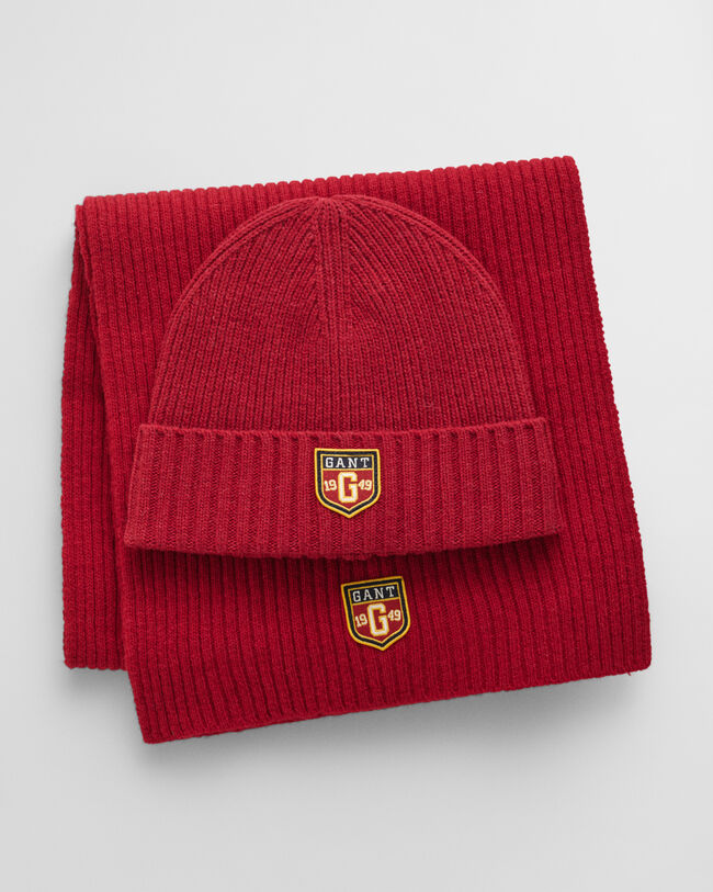 Cadeauset met wollen beanie en sjaal met badge