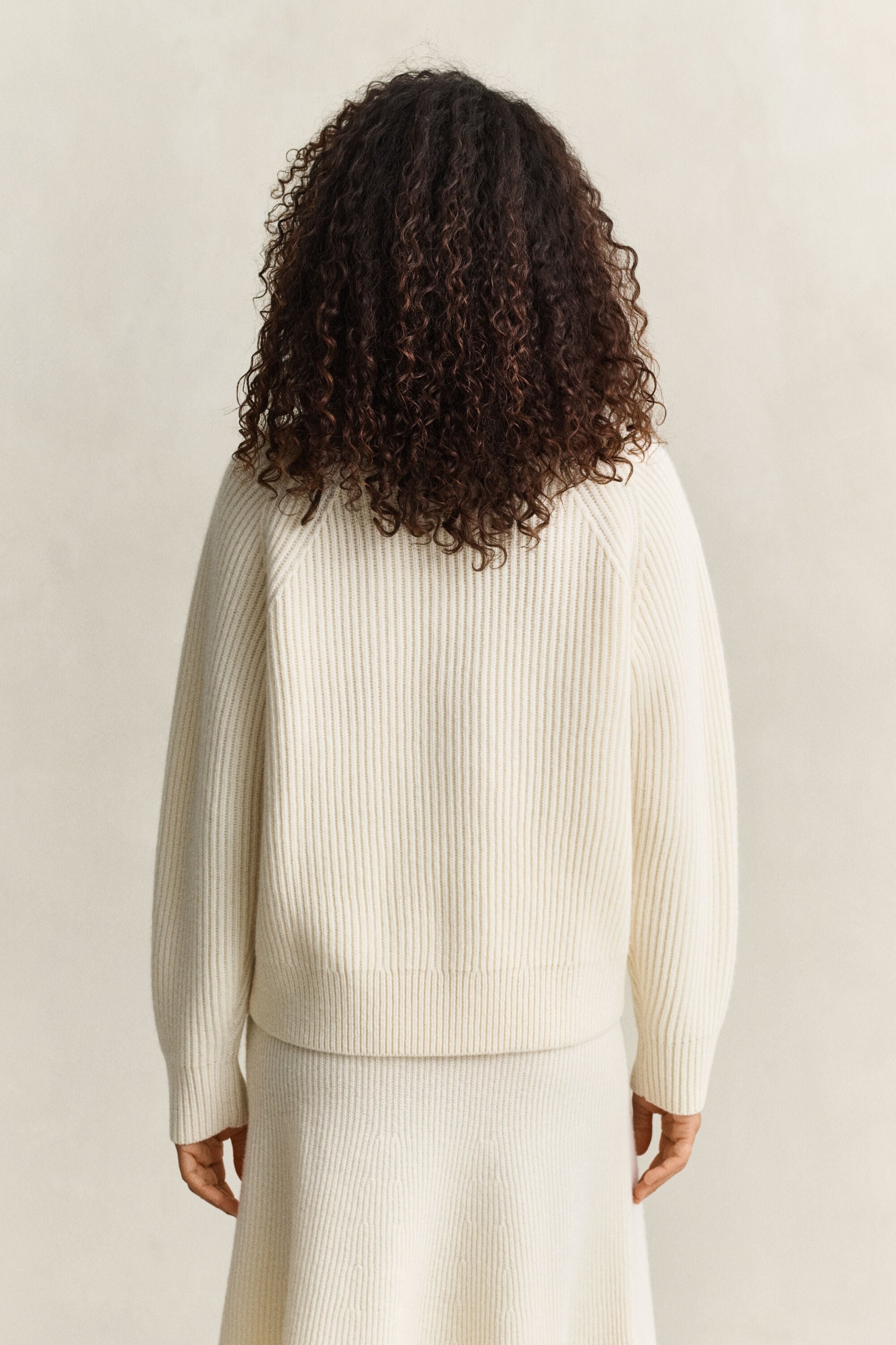 Pull en laine d’agneau boutonné