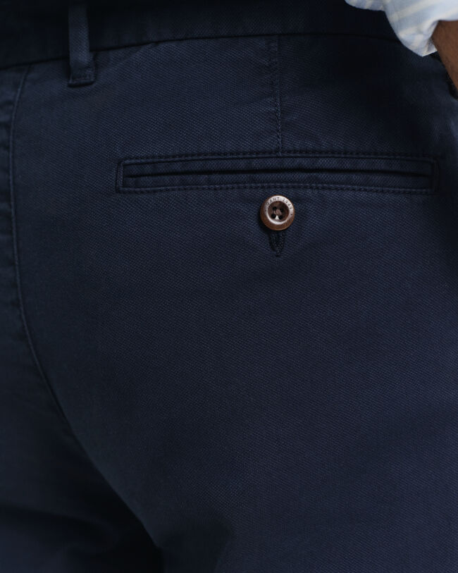 Slim Fit Dobby Structured chino