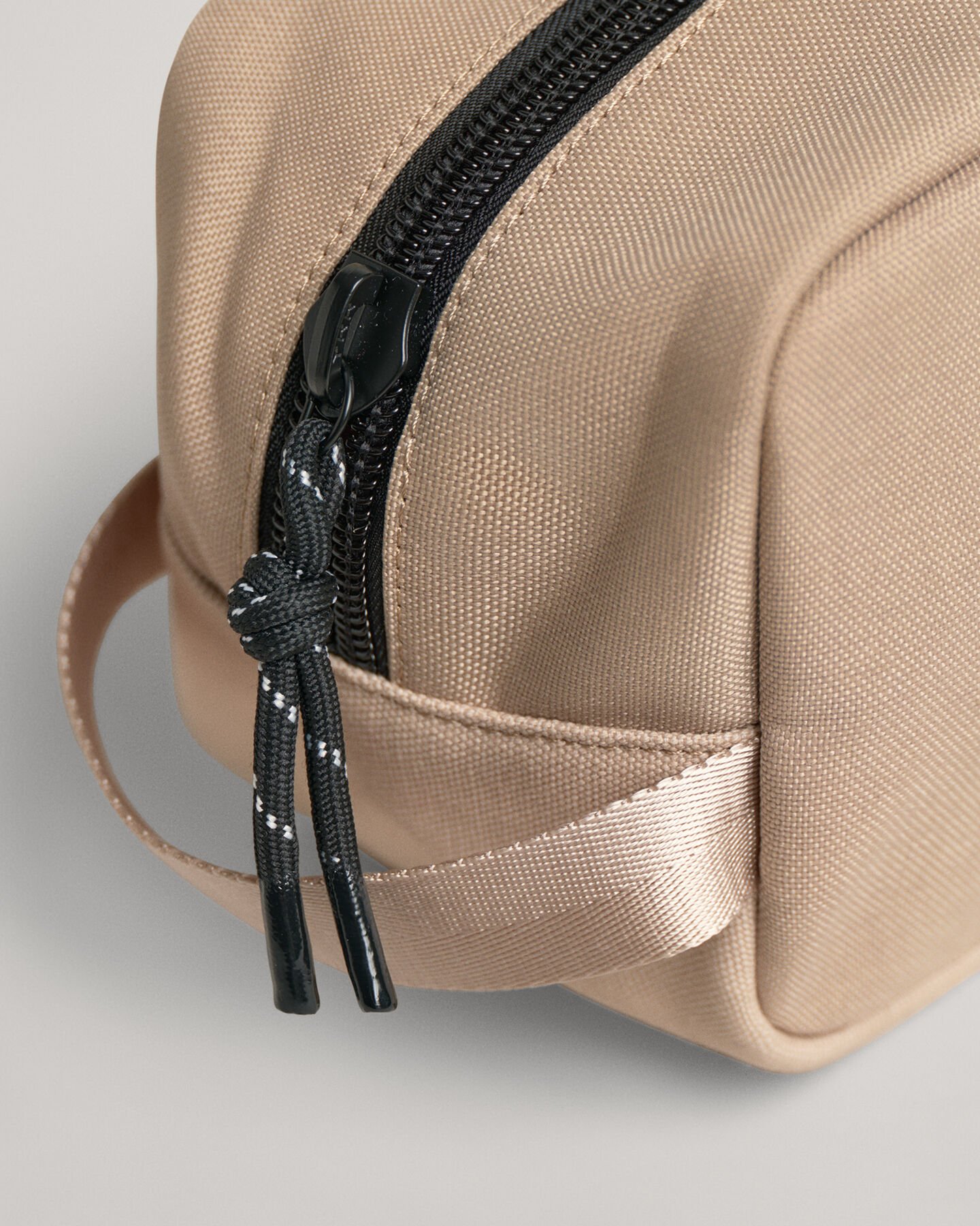 Trousse de toilette en tissu Contrast