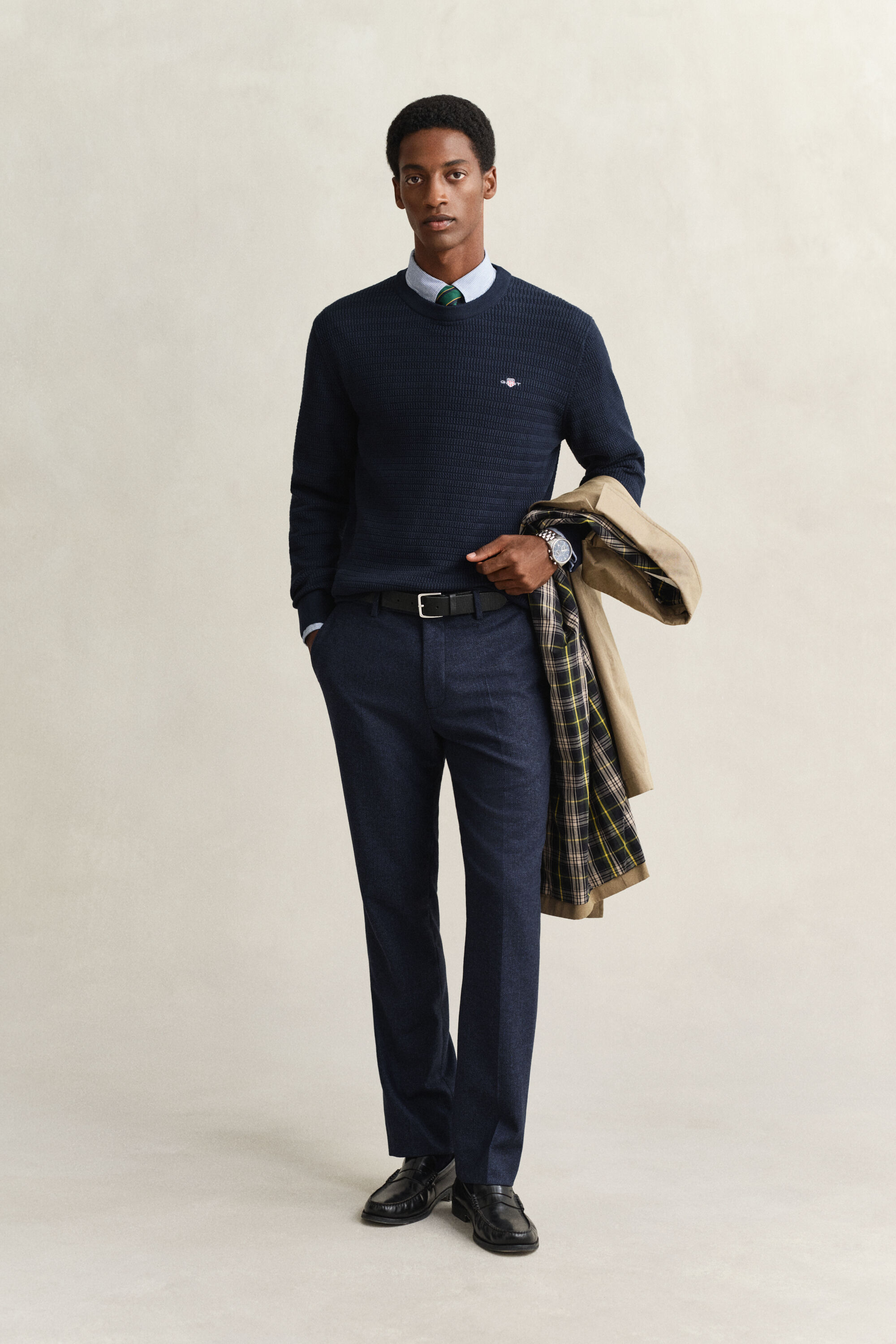 Gebreide trui met minikabels en ronde hals