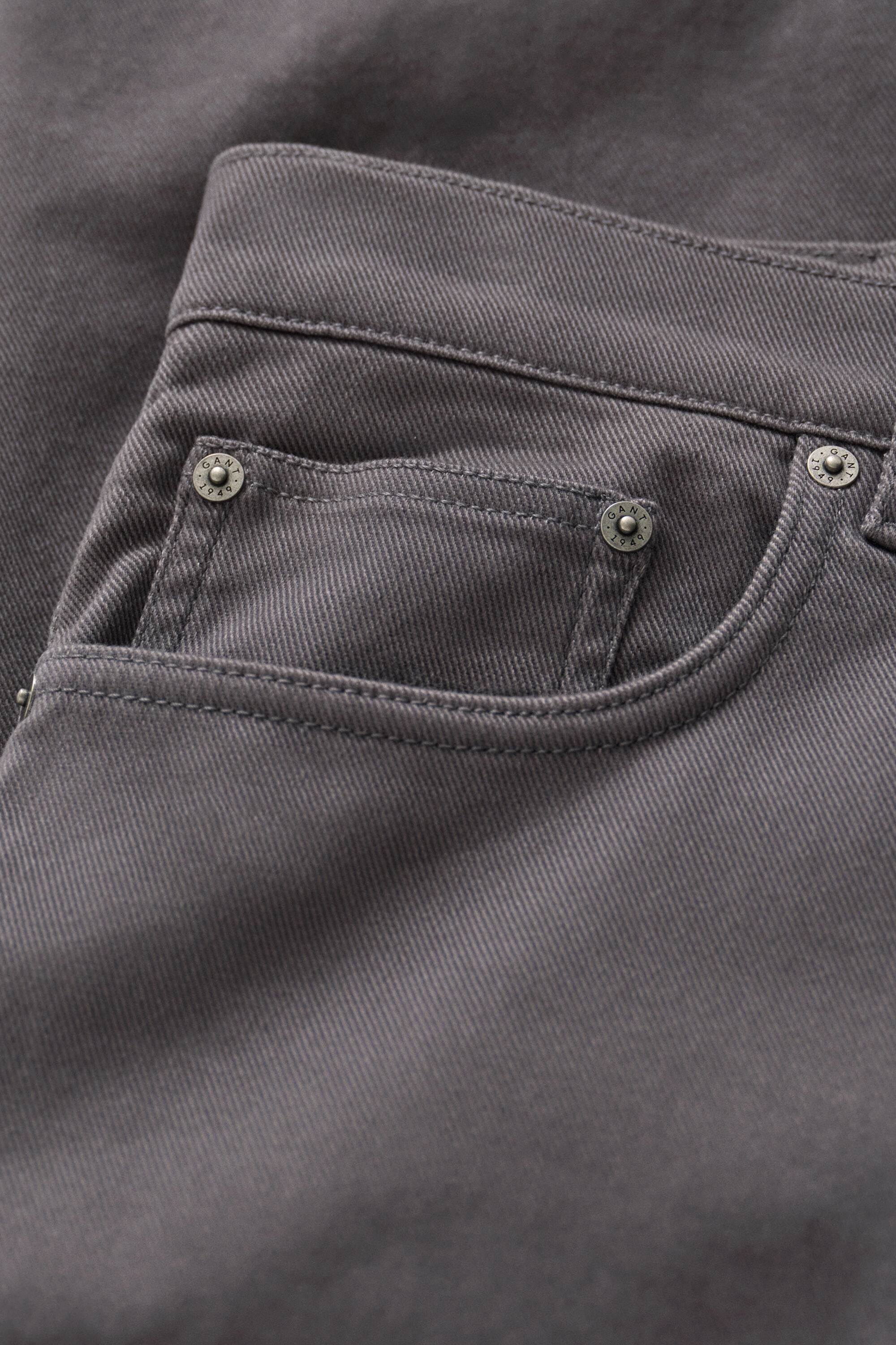 Jean coupe slim en sergé