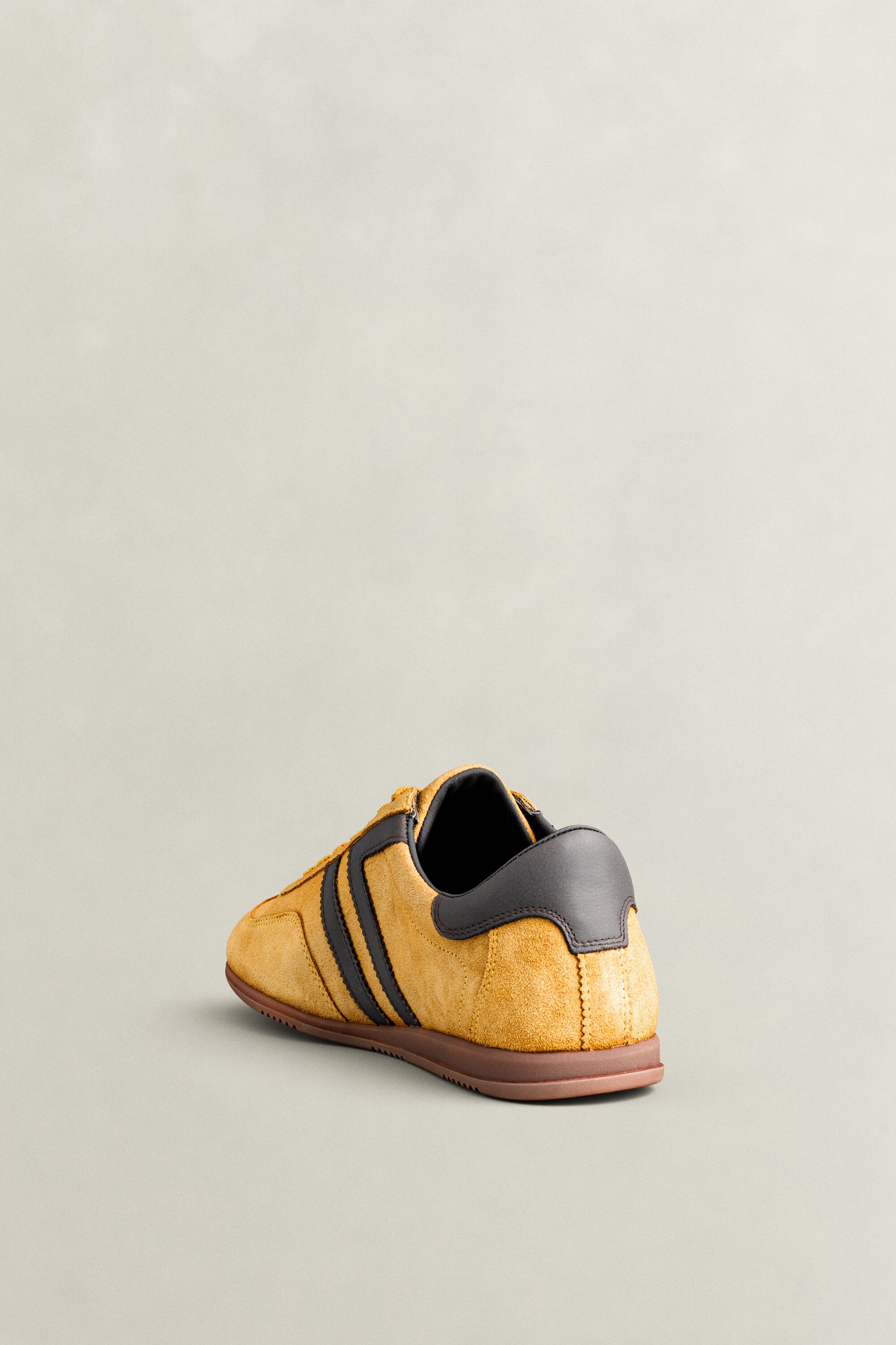Spearclub suède sneakers