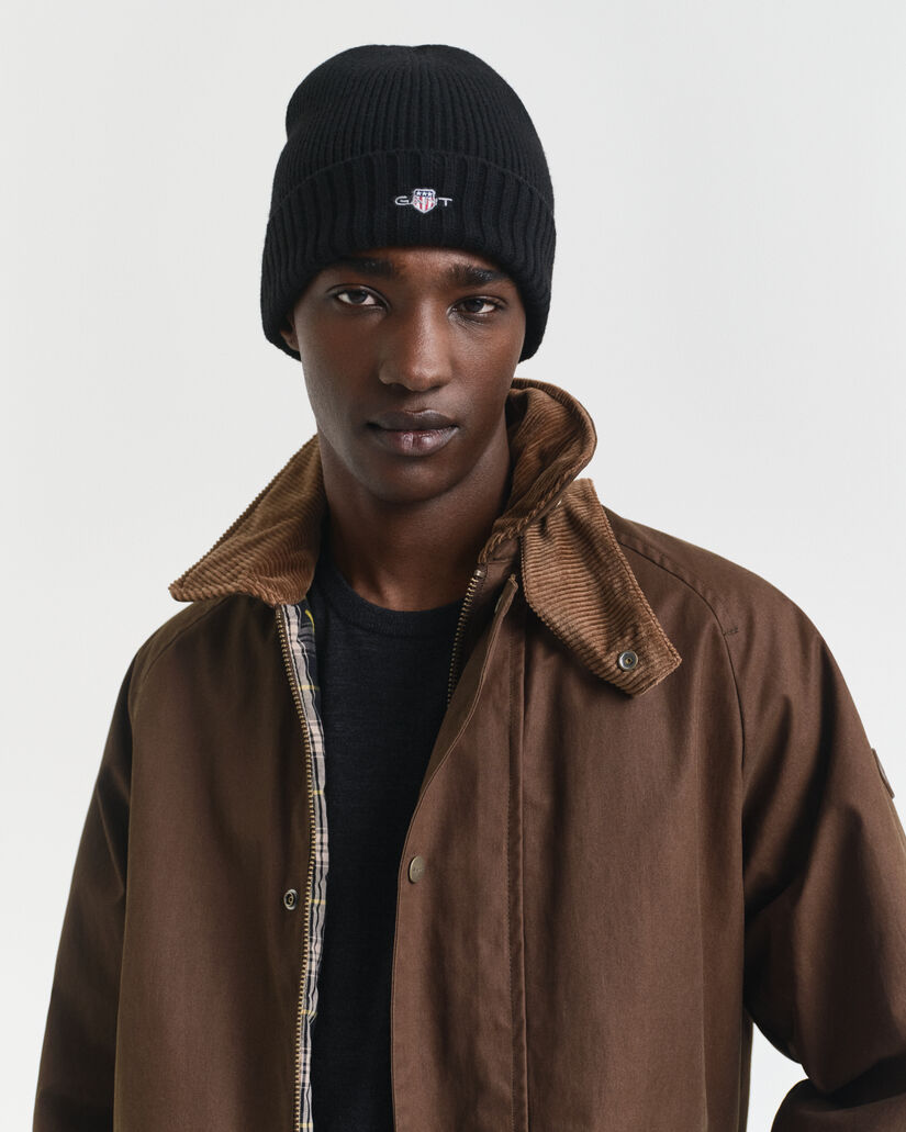 Bonnet en laine avec écusson