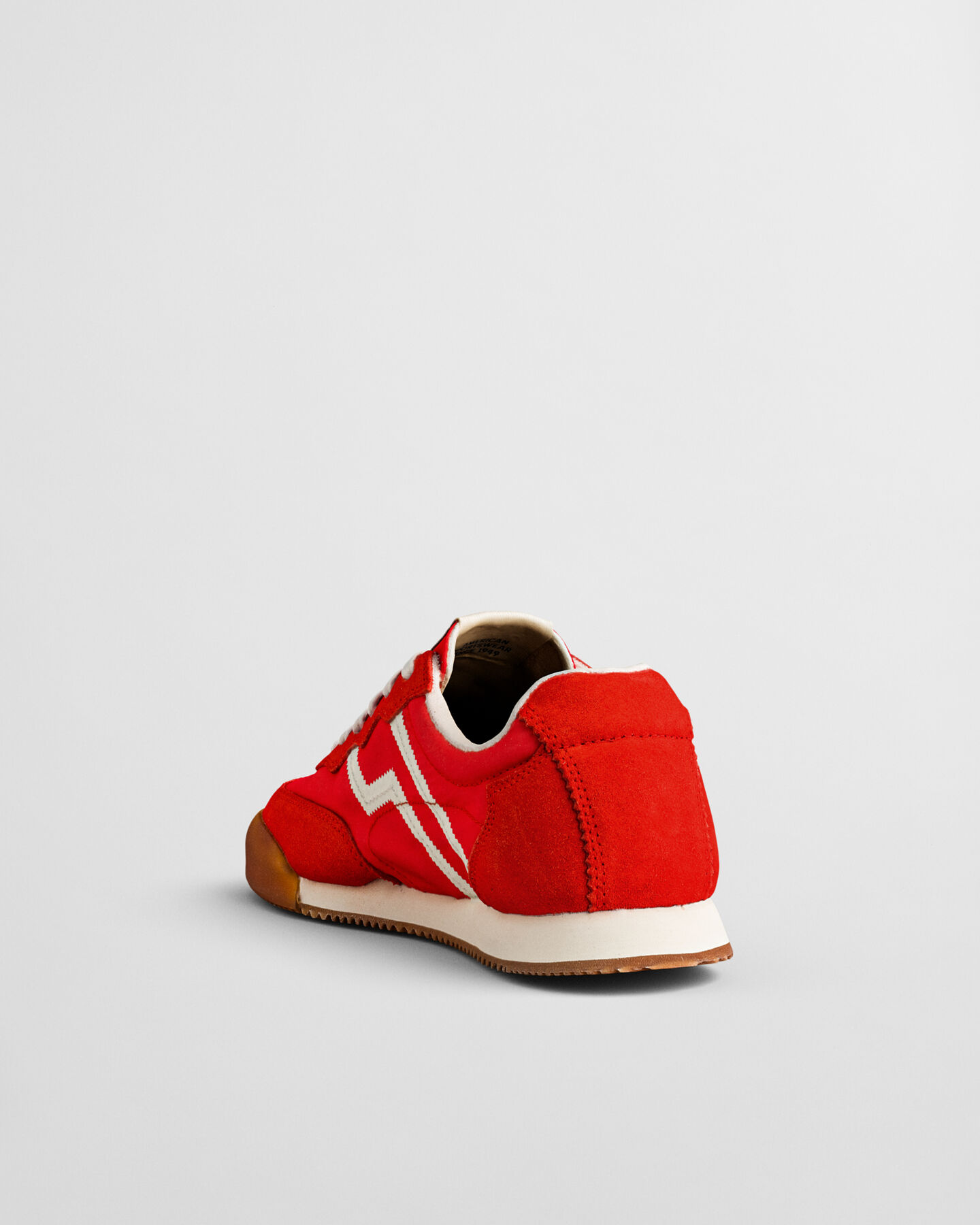 Baskets en daim Beylana