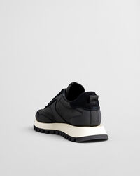 Baskets en daim et satin Caffay